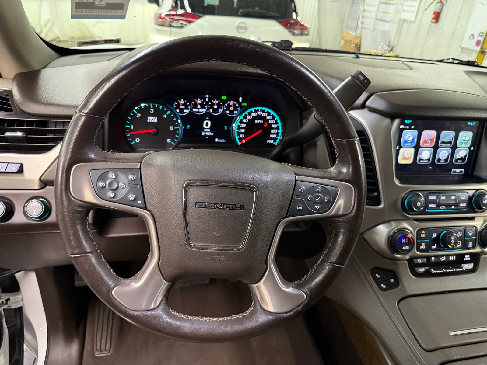 Thumbnail: 2019 GMC Yukon - 4