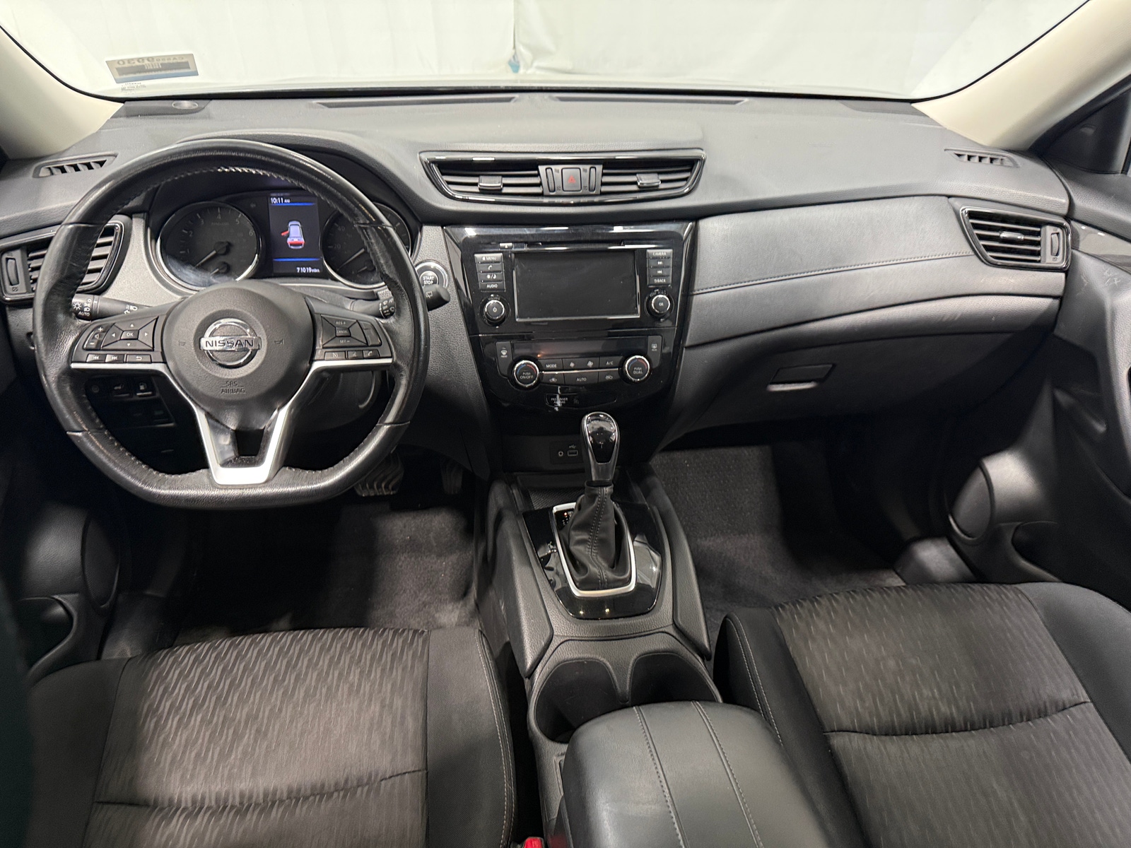 Thumbnail: 2019 Nissan Rogue - 3