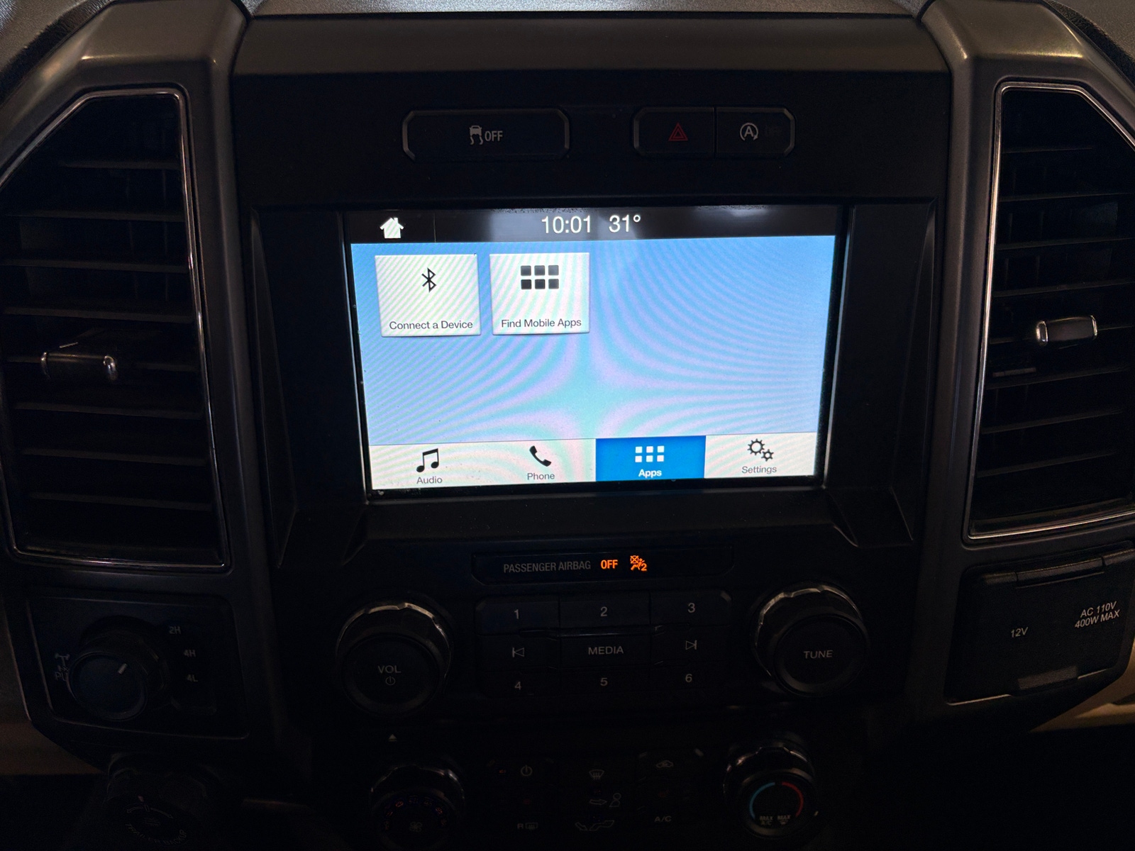 Thumbnail: 2018 Ford Econoline - 4