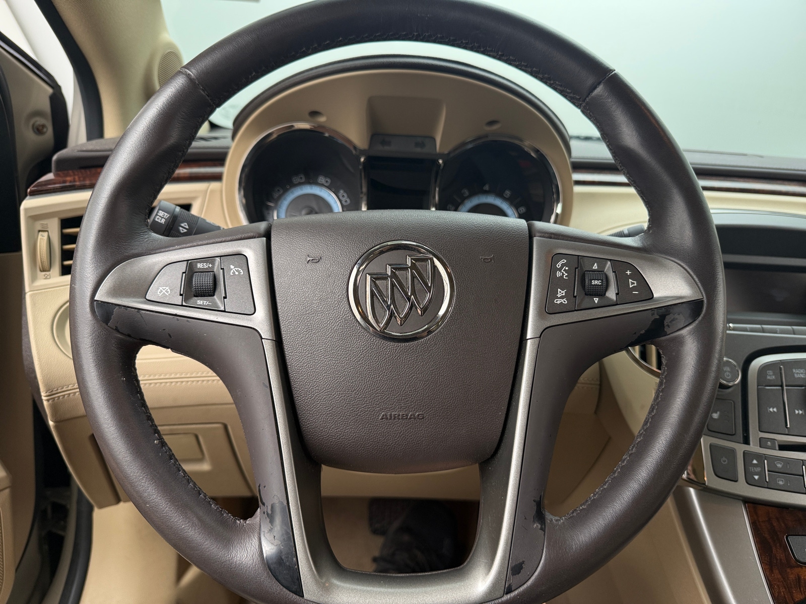 Thumbnail: 2011 Buick LaCrosse - 4