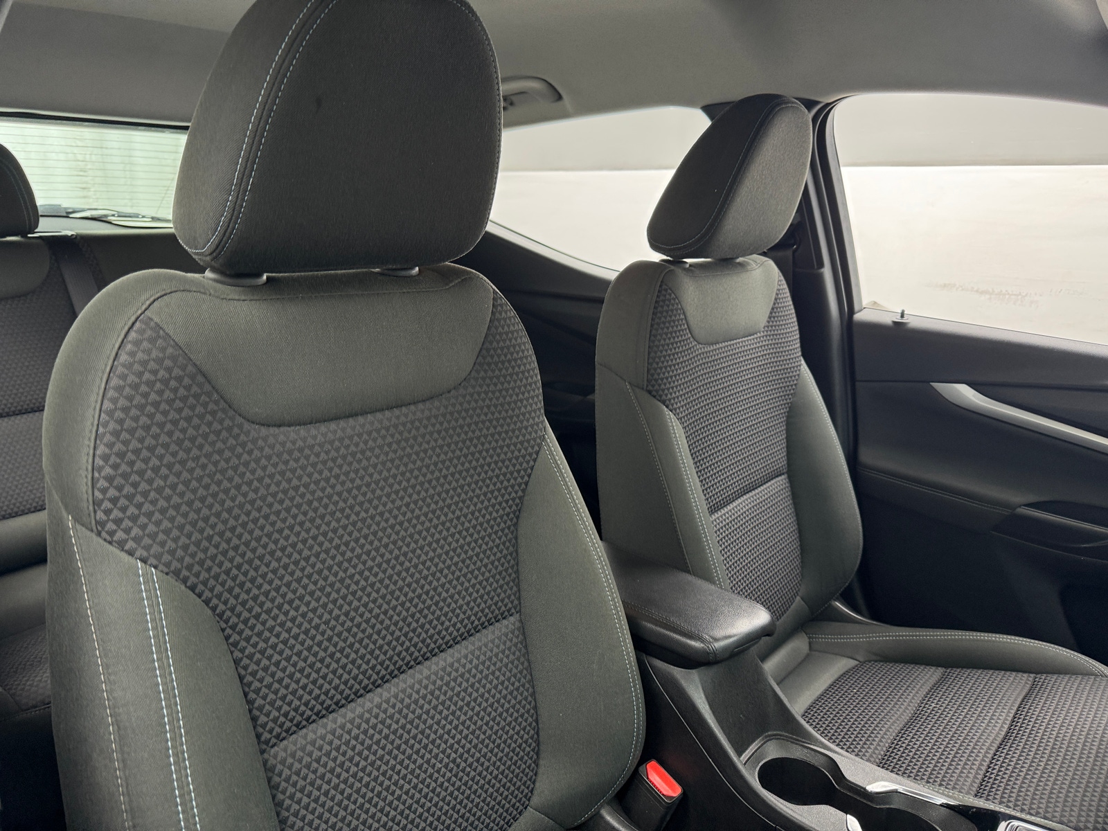 Thumbnail: 2023 Chevrolet Bolt EUV - 2