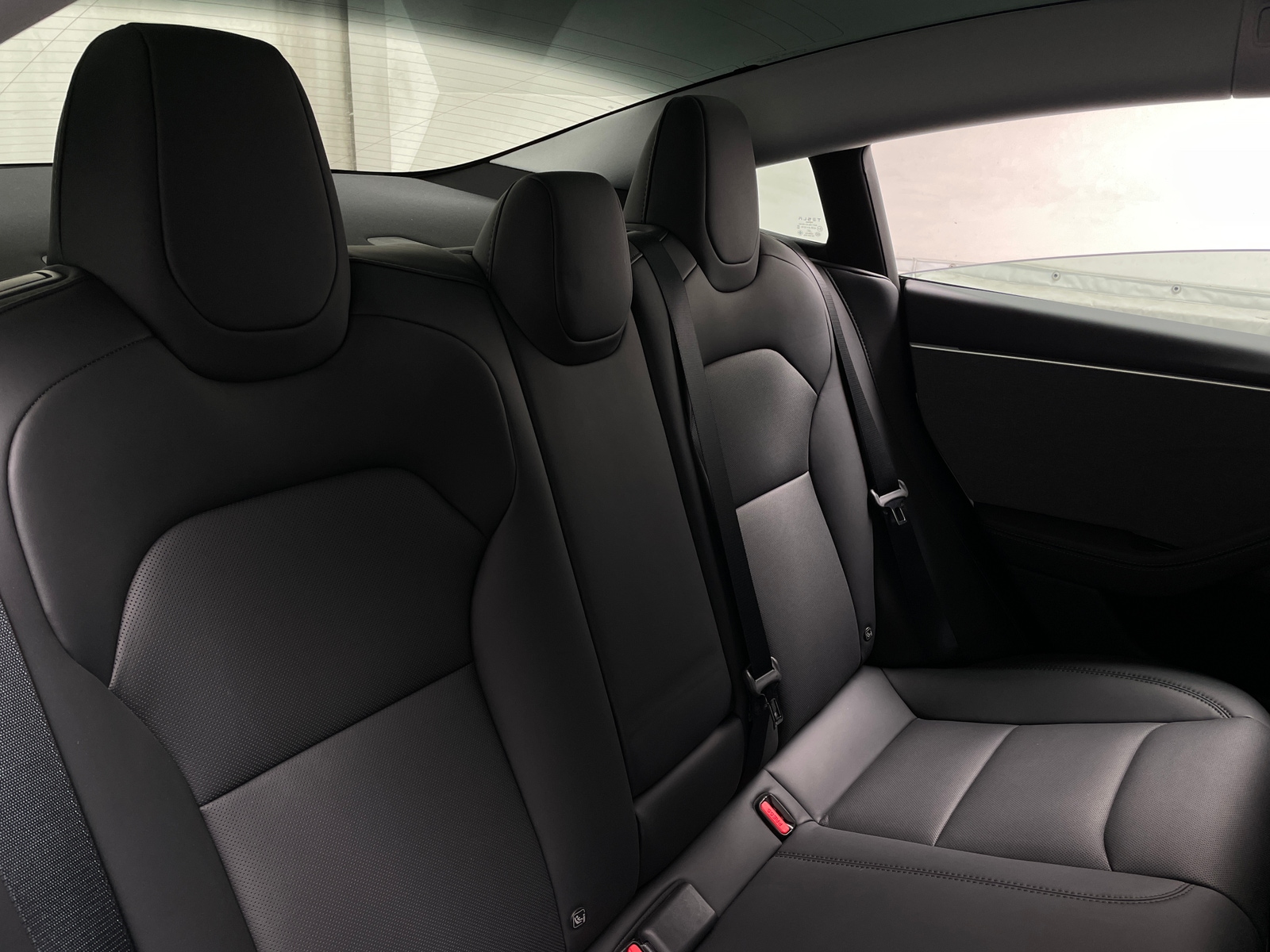 Thumbnail: 2025 Tesla Model 3 - 5