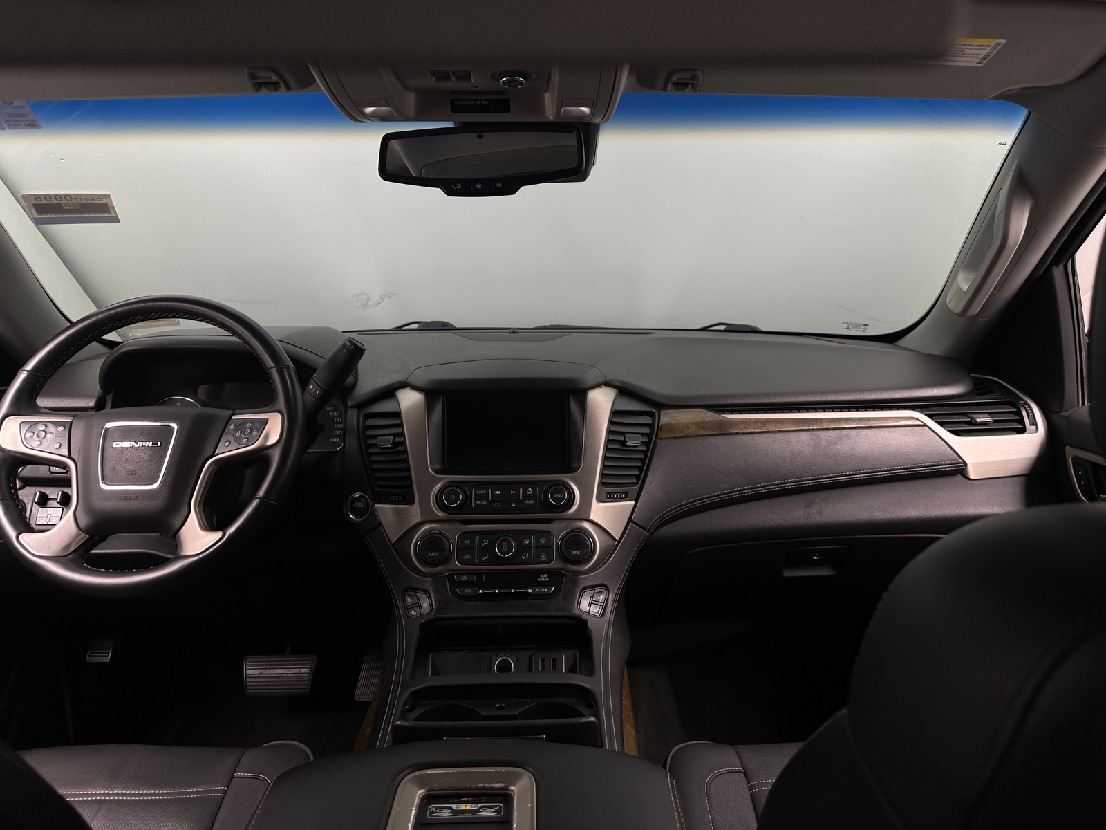 Thumbnail: 2016 GMC Yukon - 2