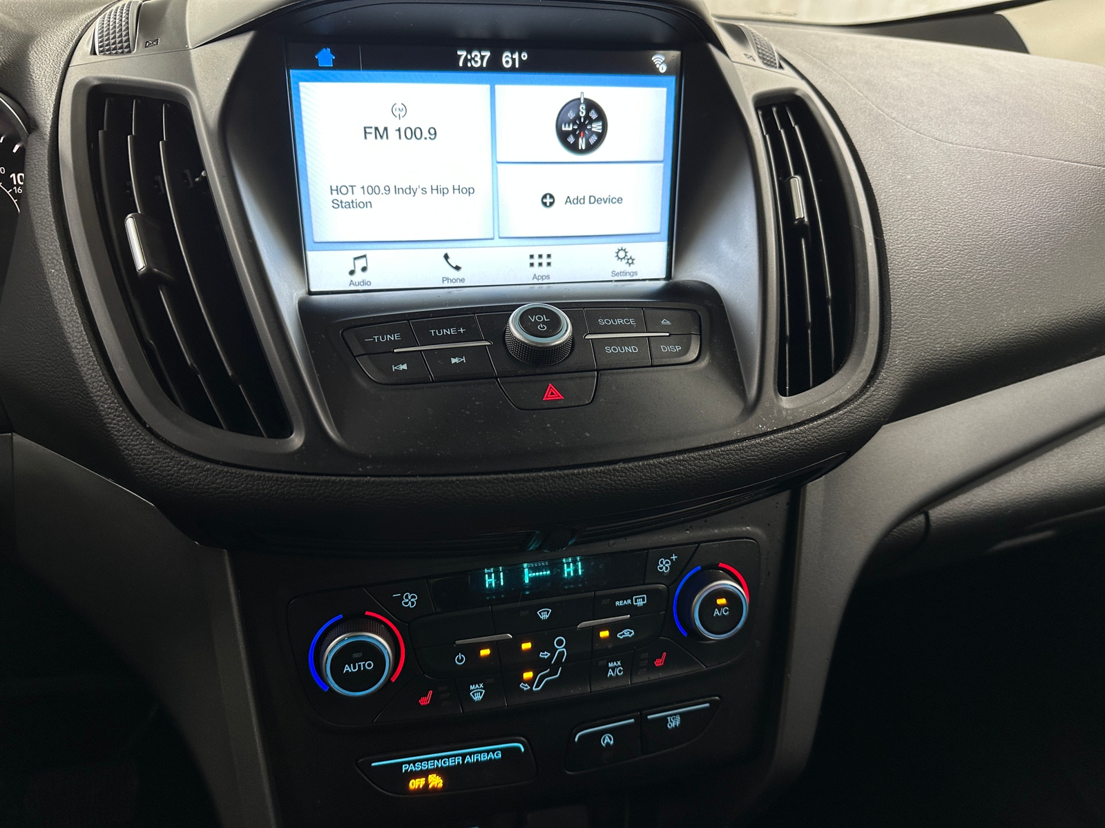 Thumbnail: 2018 Ford Escape - 3