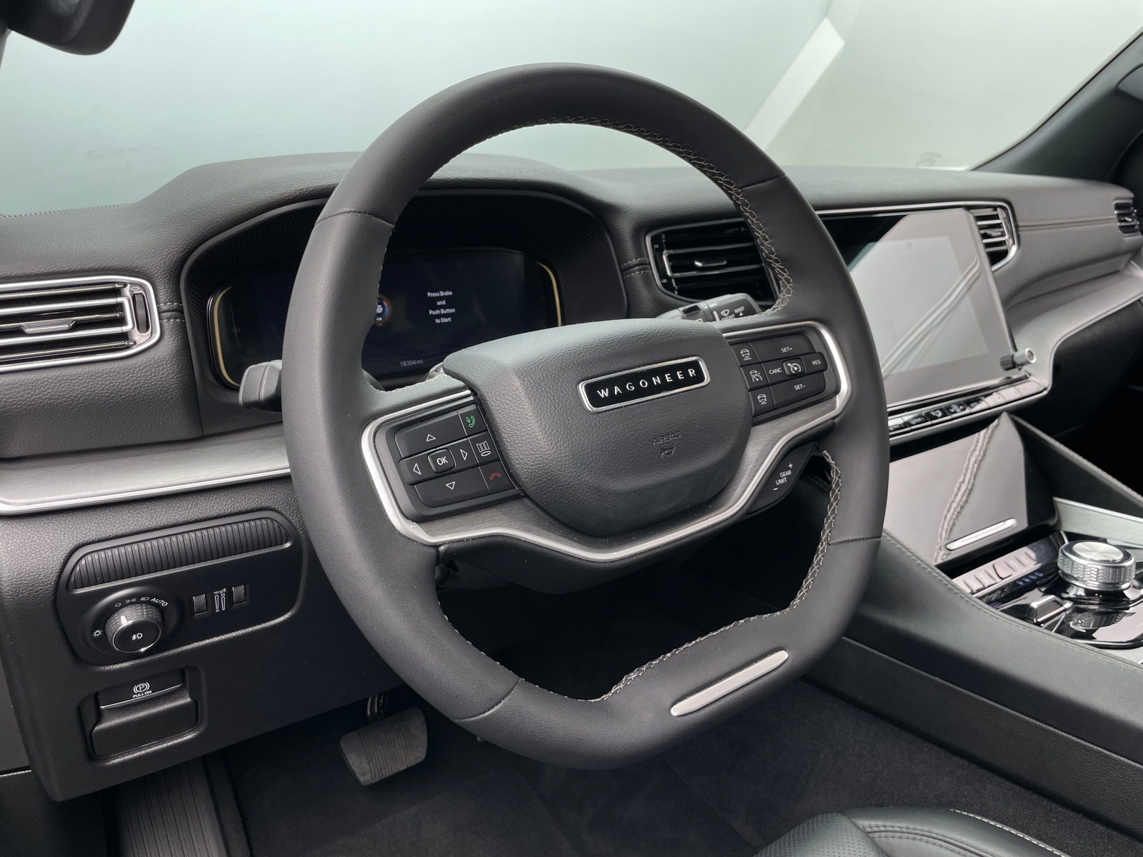 Thumbnail: 2025 Jeep Wagoneer - 4