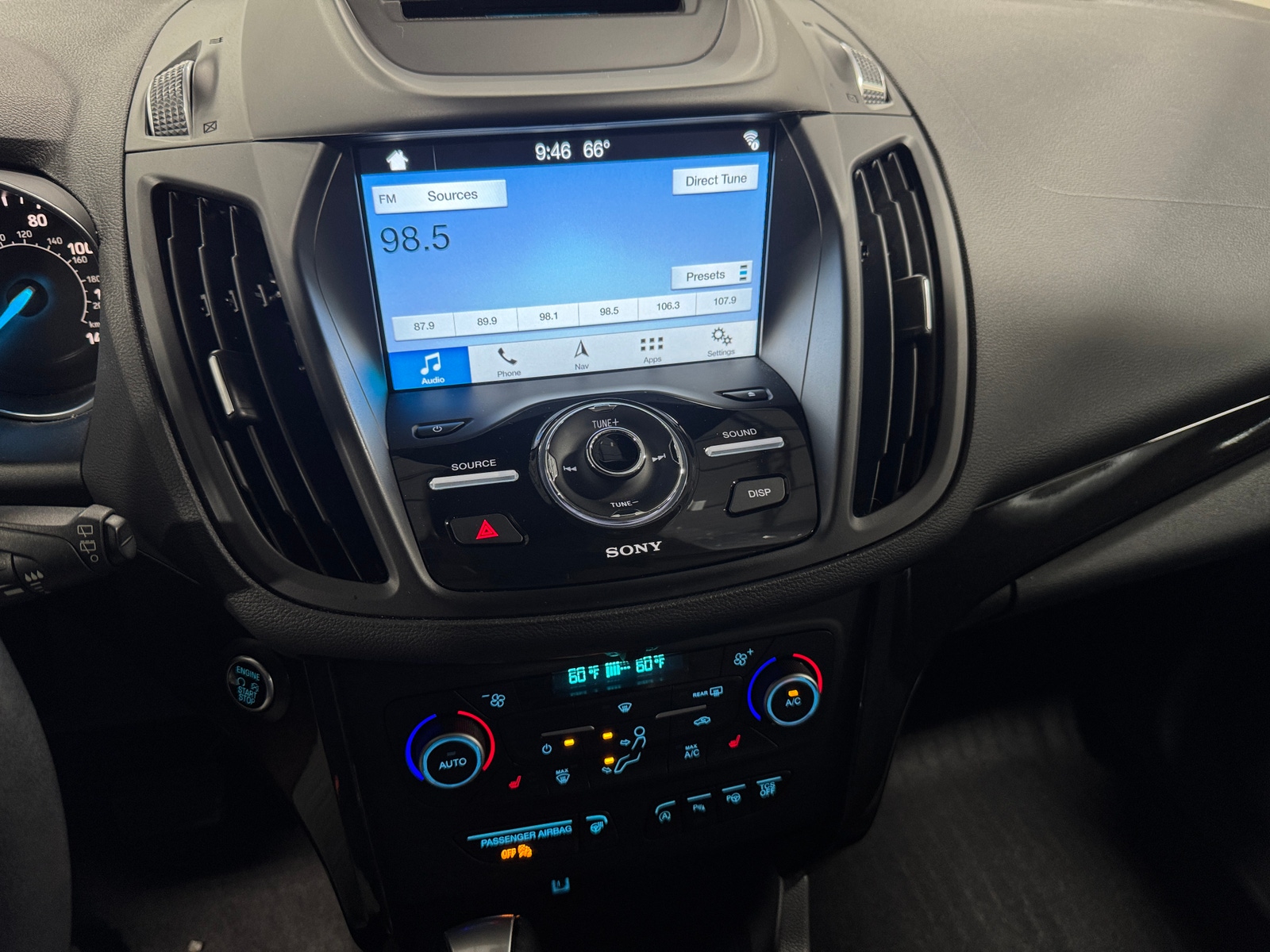 Thumbnail: 2018 Ford Escape - 3