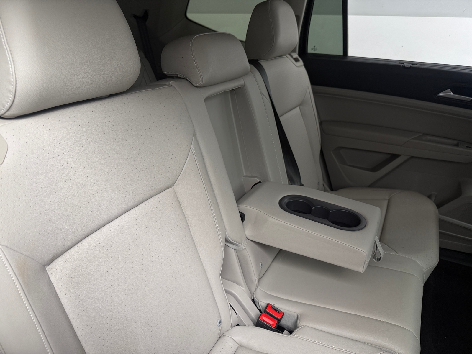 Thumbnail: 2021 Volkswagen Atlas - 5