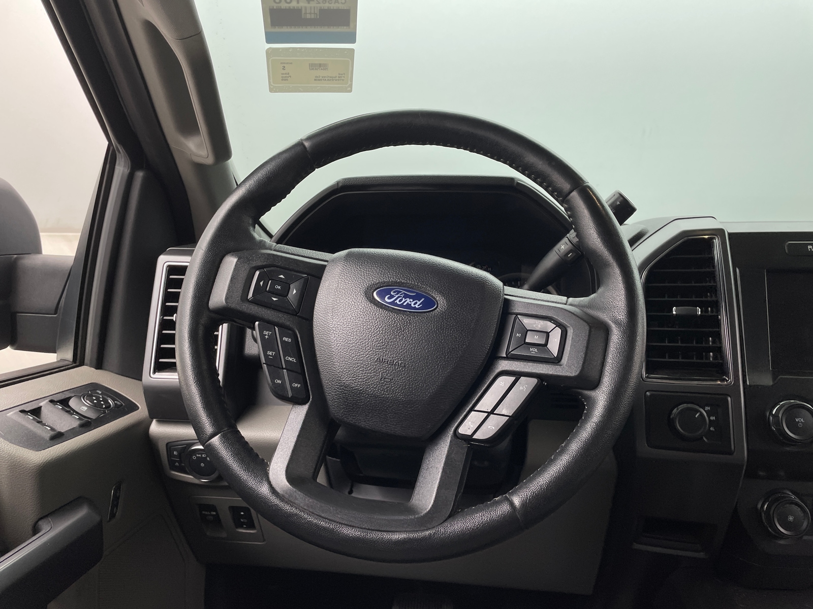Thumbnail: 2020 Ford Econoline - 5