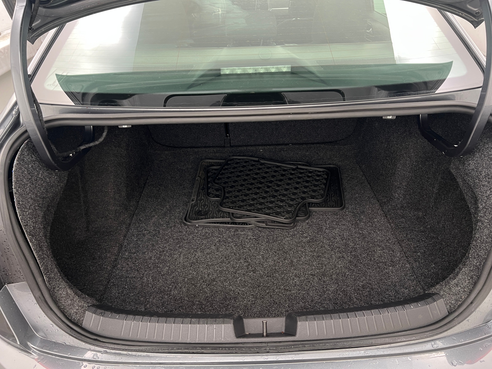 Thumbnail: 2021 Volkswagen Jetta - 7