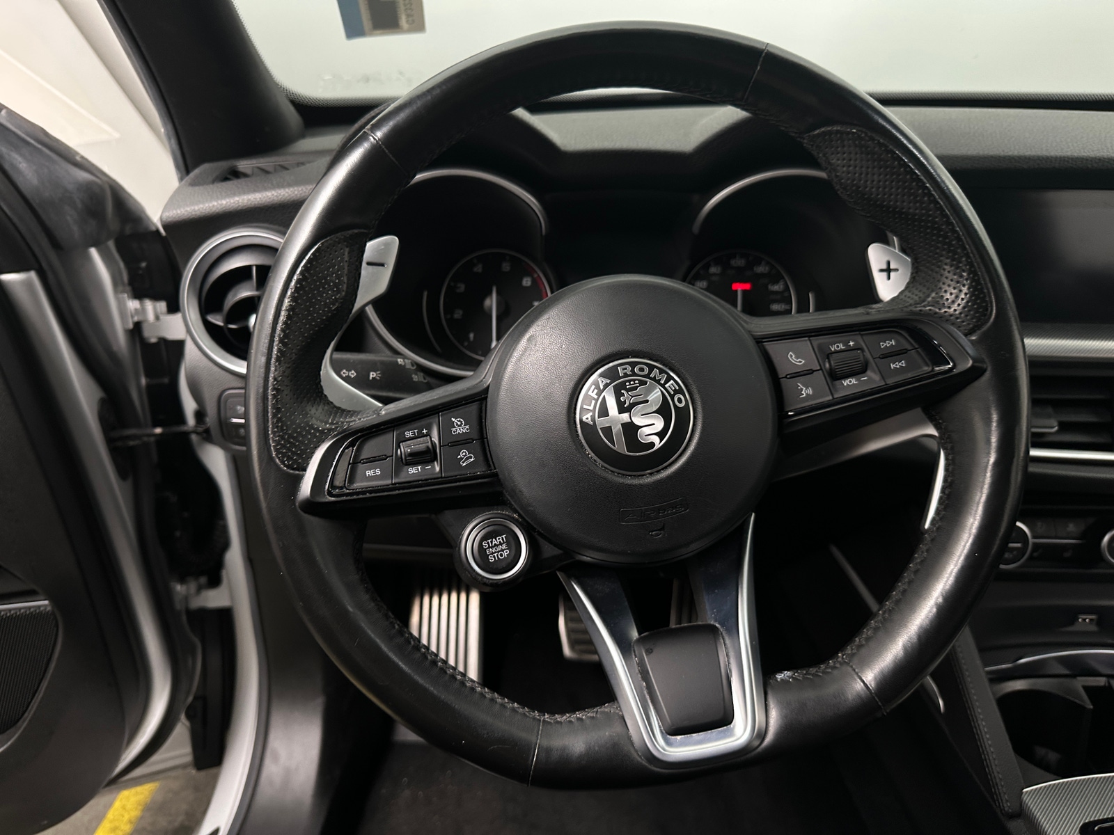 Thumbnail: 2020 Alfa Romeo Stelvio - 4
