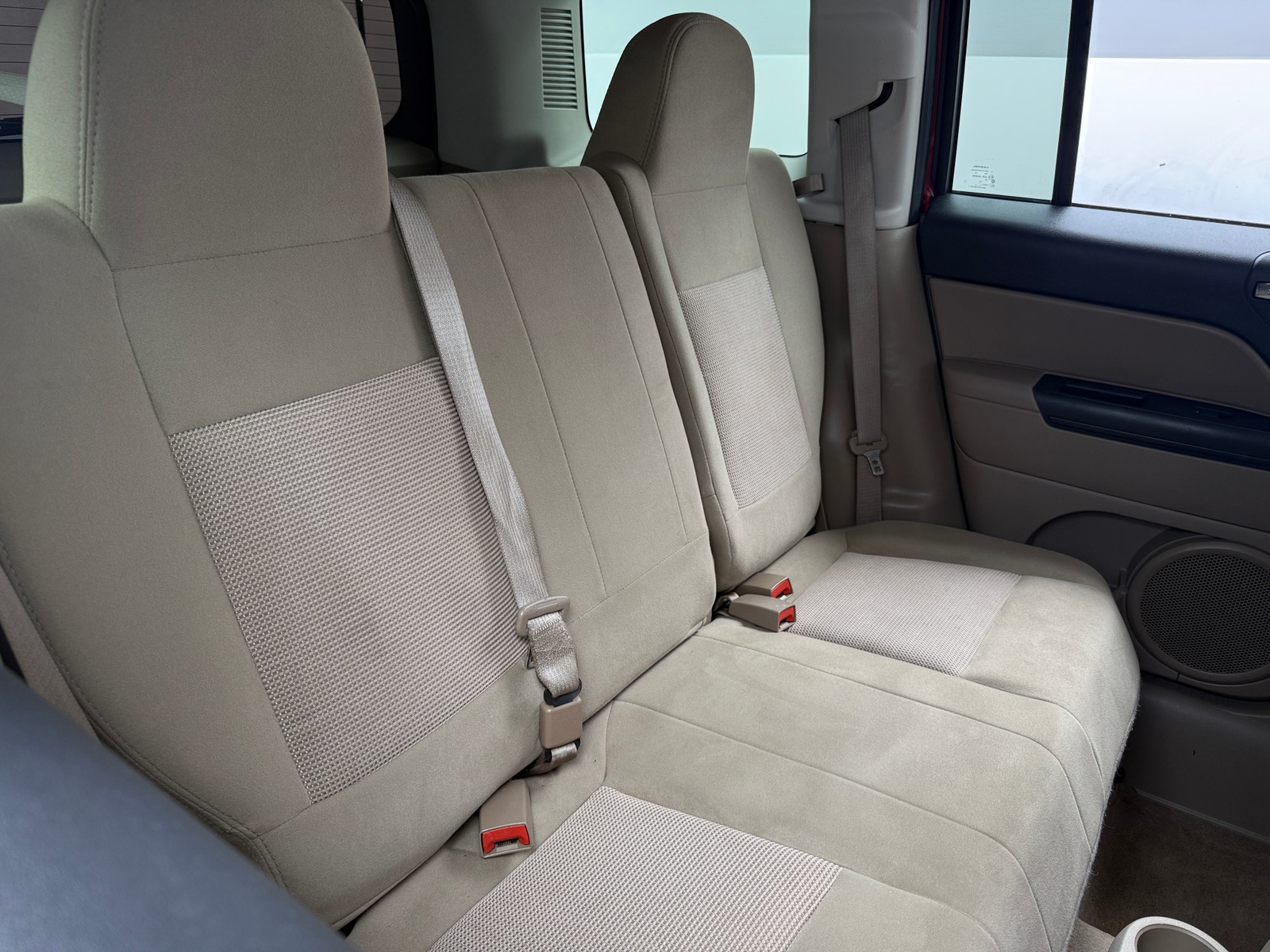 Thumbnail: 2016 Jeep Patriot - 6