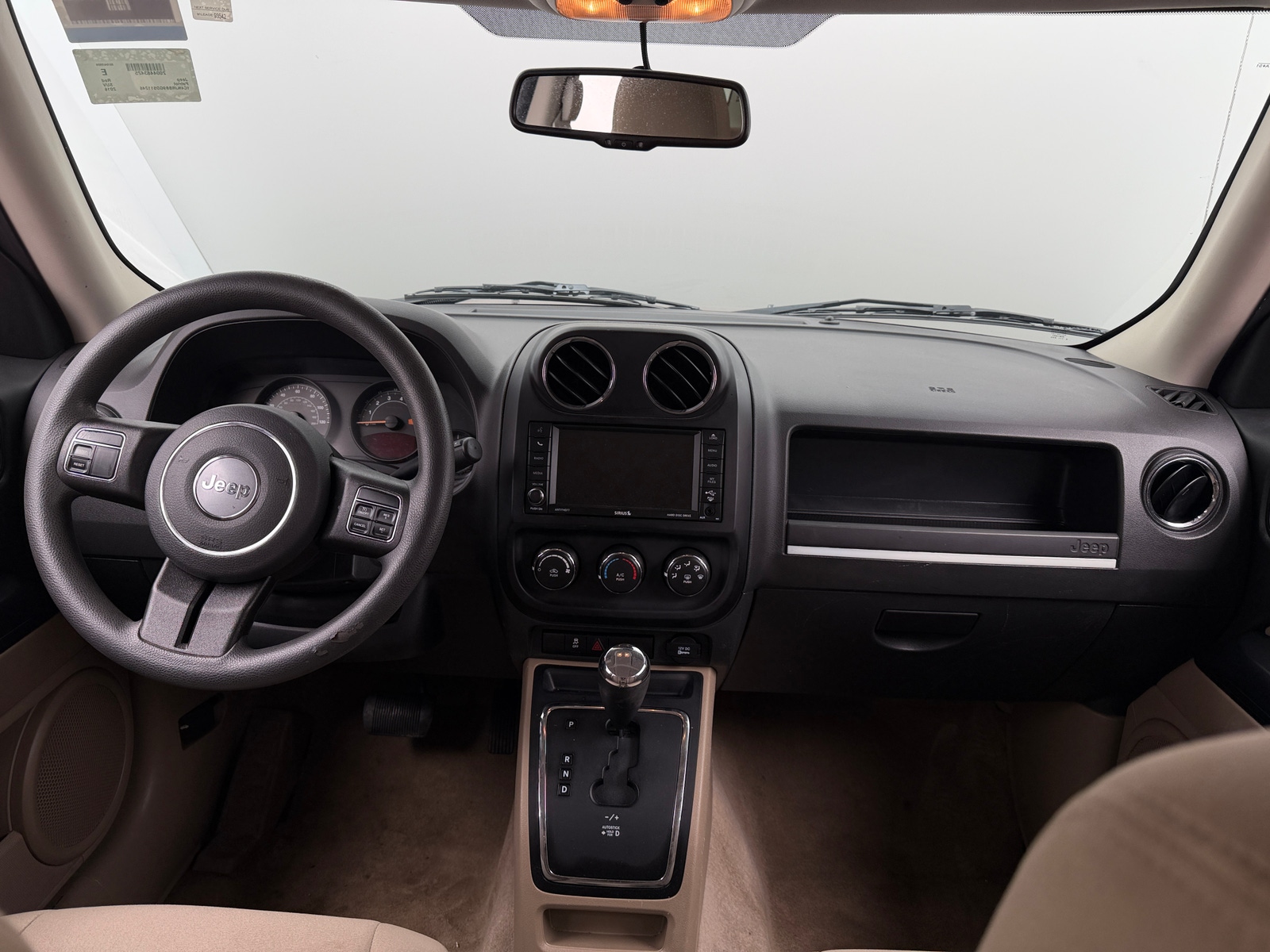 Thumbnail: 2016 Jeep Patriot - 3