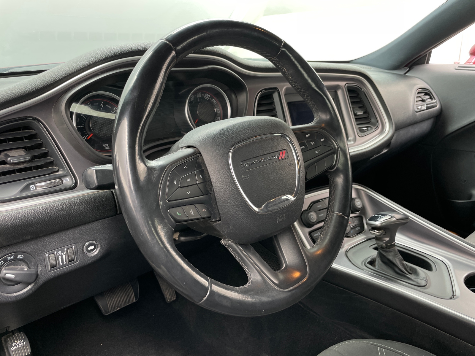 Thumbnail: 2019 Dodge Challenger - 4