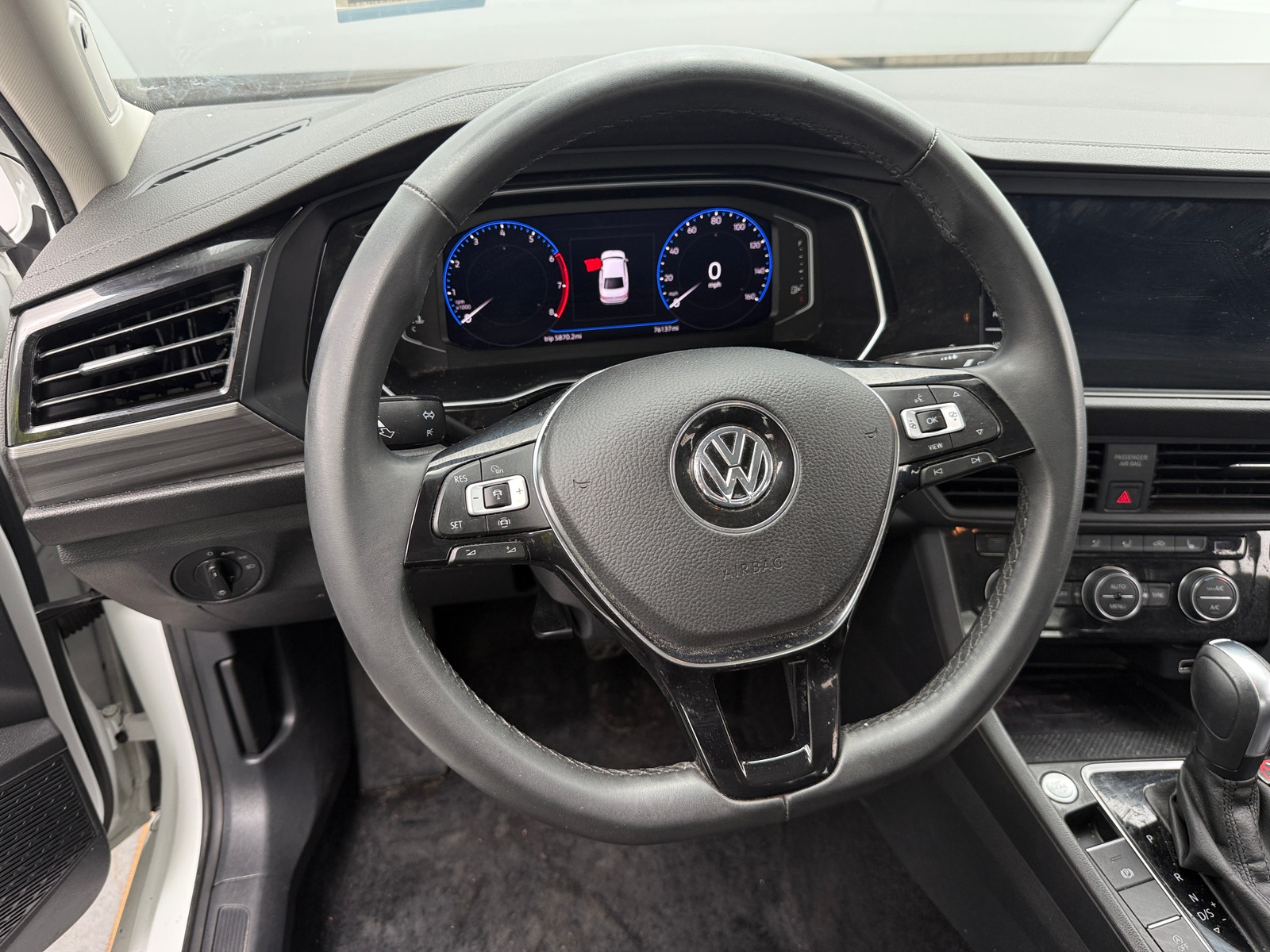 Thumbnail: 2020 Volkswagen Jetta - 4