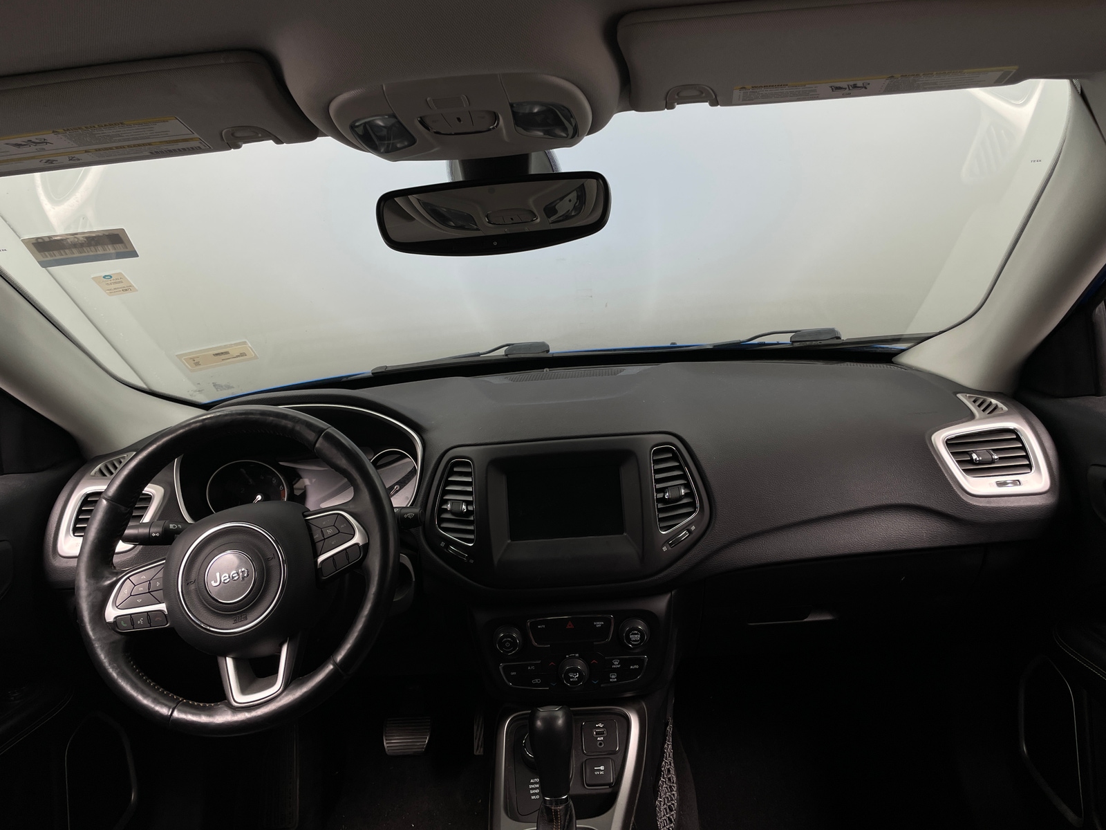 Thumbnail: 2019 Jeep Compass - 3