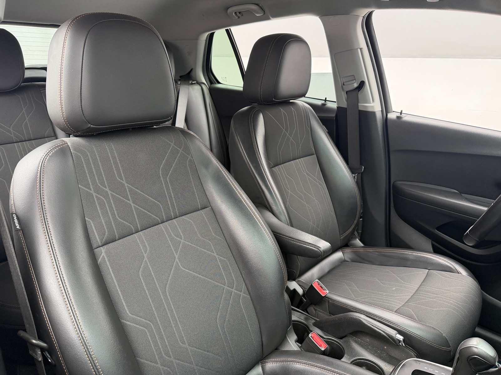 Thumbnail: 2019 Chevrolet Trax - 2