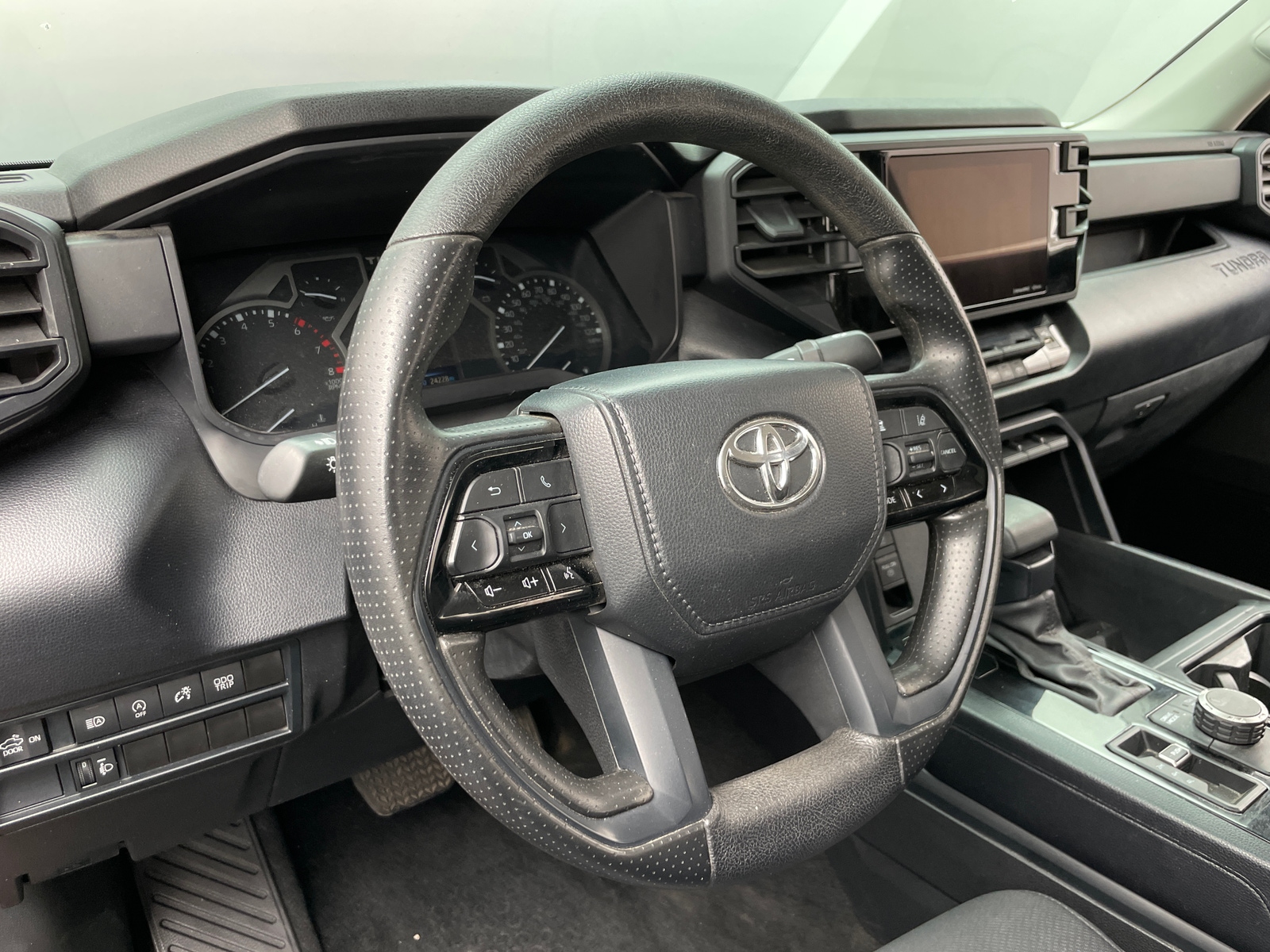 Thumbnail: 2024 Toyota Tundra - 5