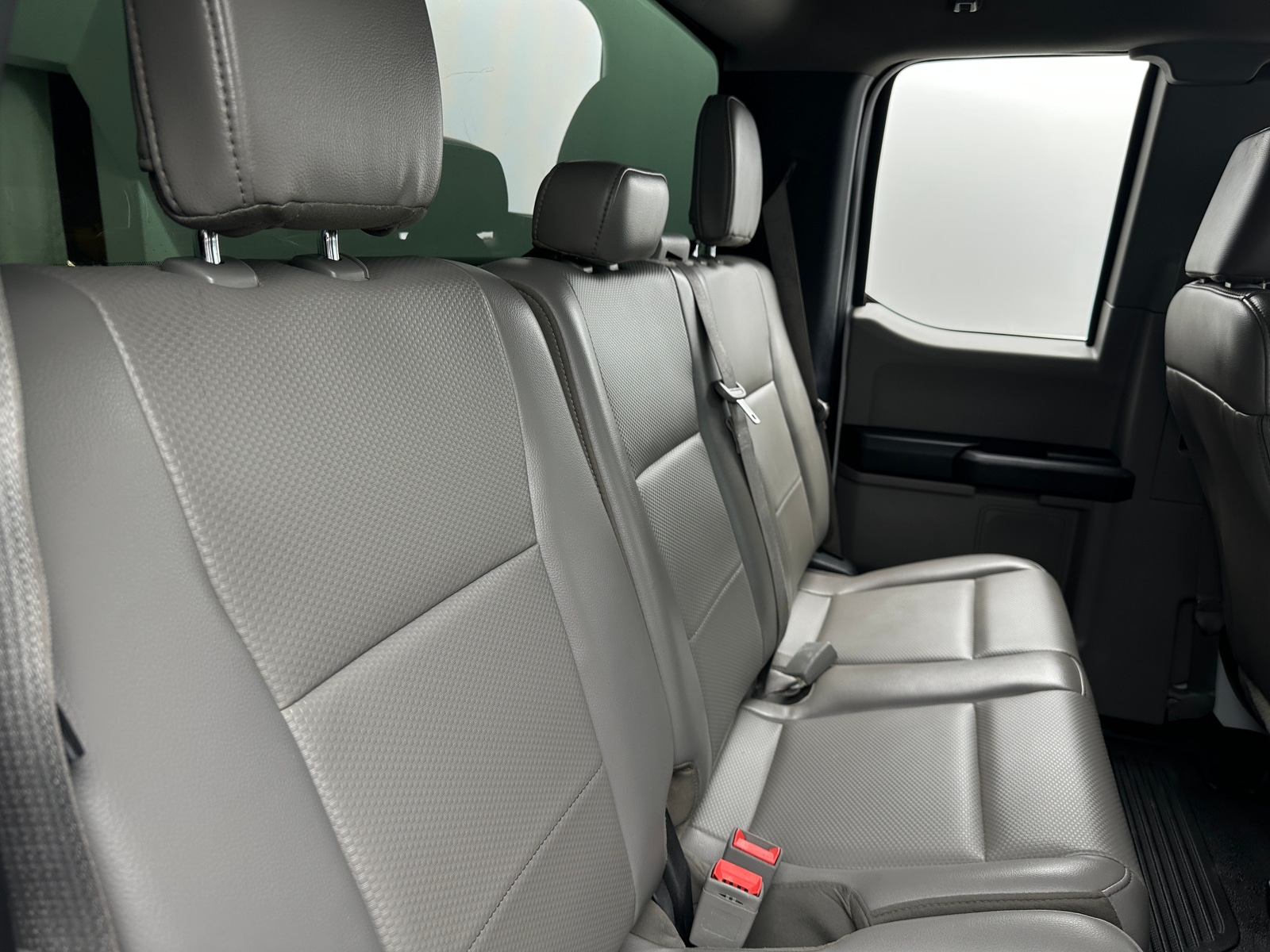 Thumbnail: 2019 Ford Econoline - 6