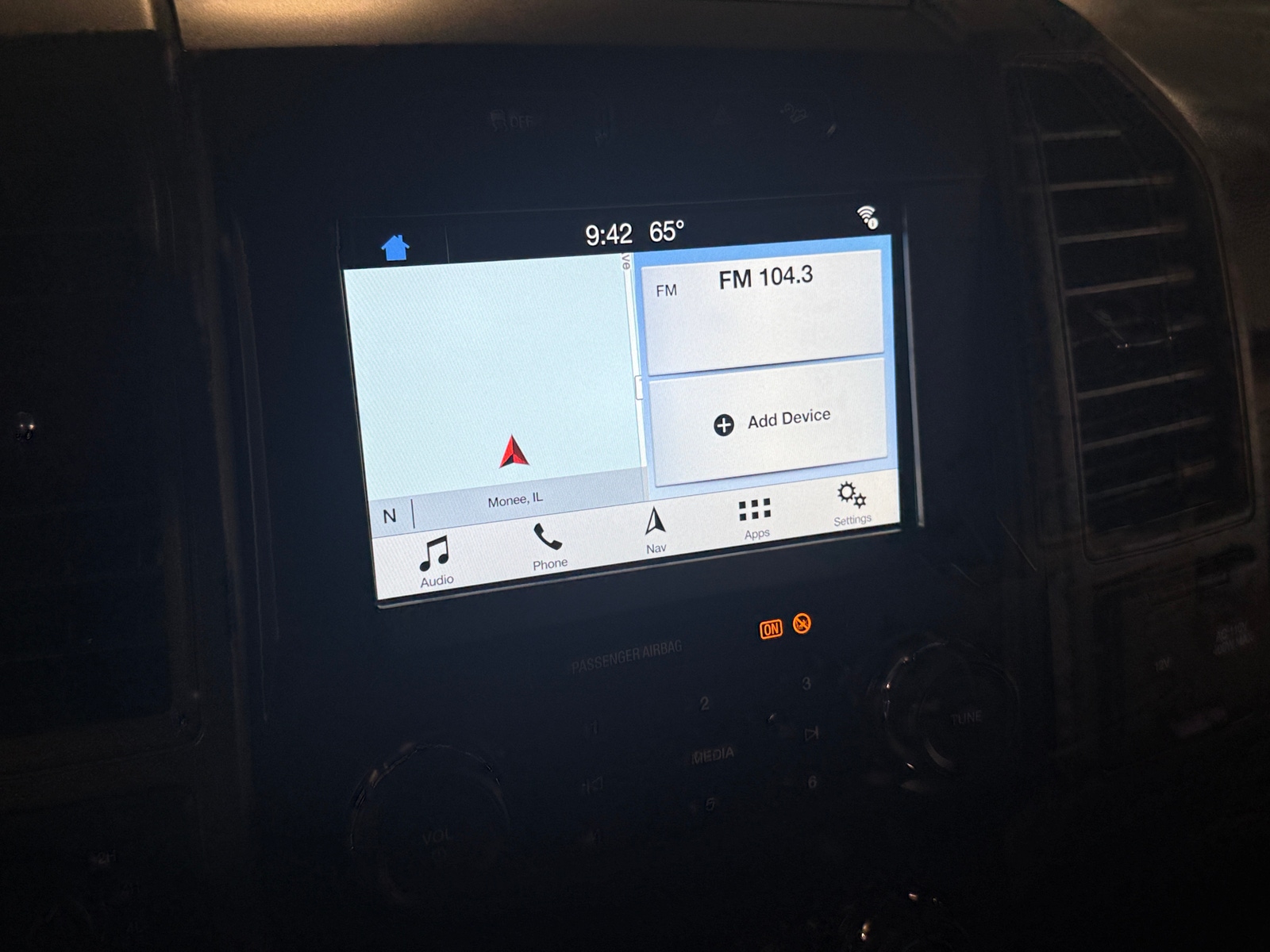 Thumbnail: 2019 Ford Econoline - 4