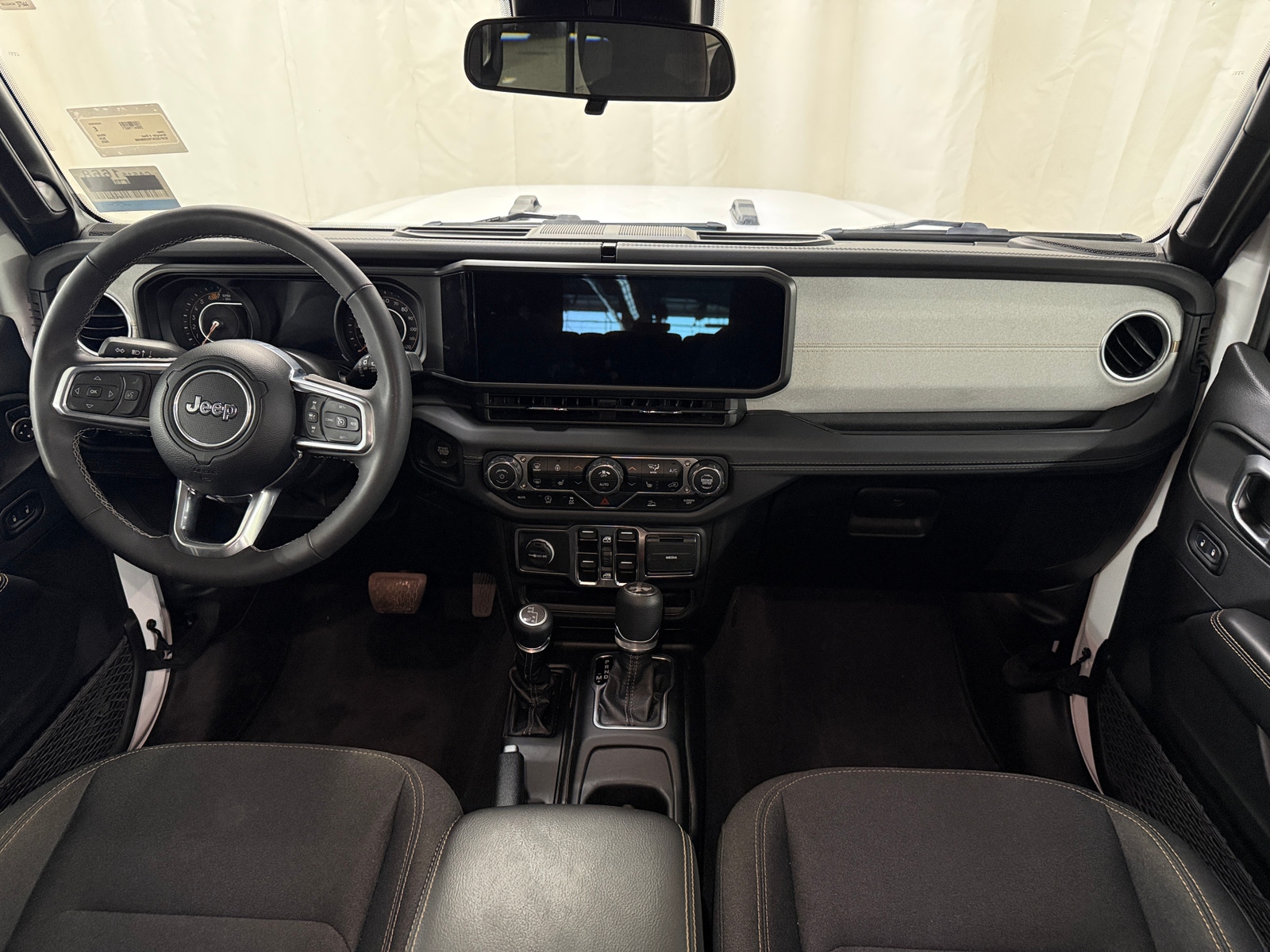 Thumbnail: 2025 Jeep Wrangler - 3