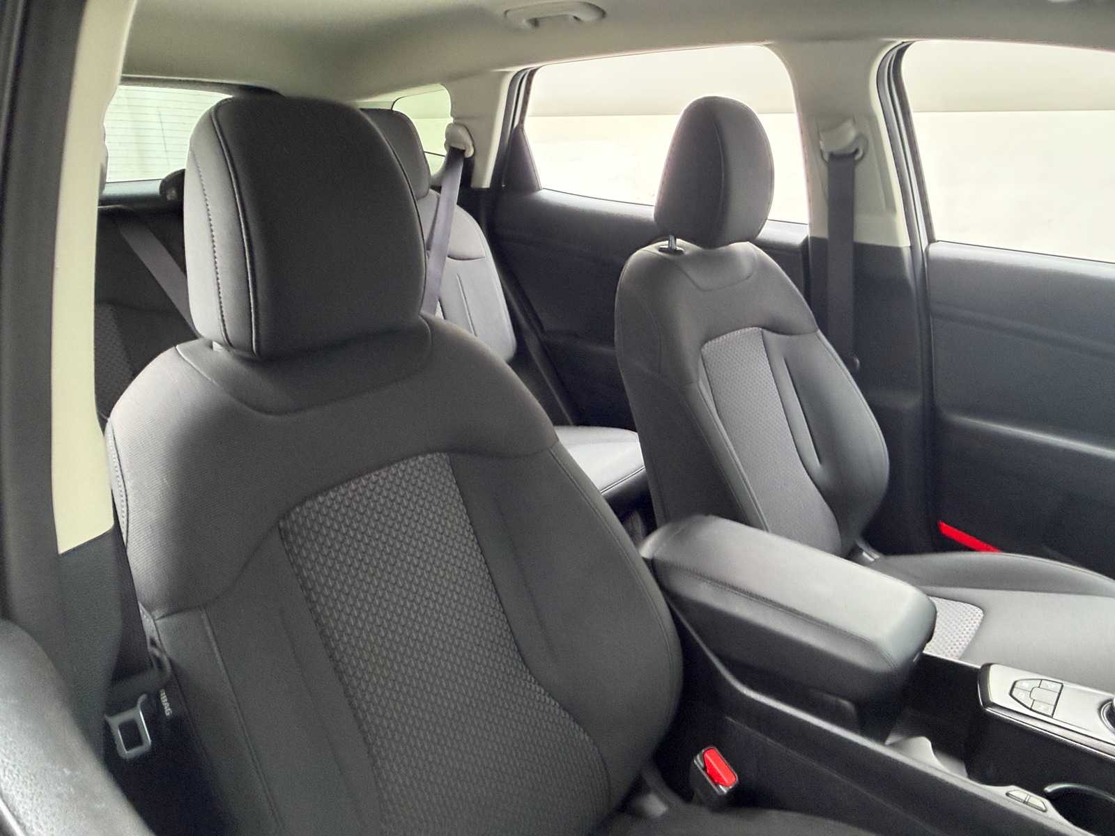 Thumbnail: 2026 Kia Sportage - 2