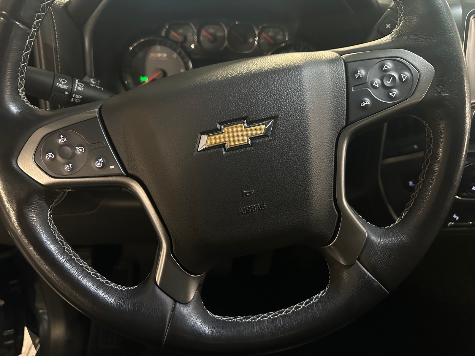 Thumbnail: 2017 Chevrolet Silverado 1500 - 4