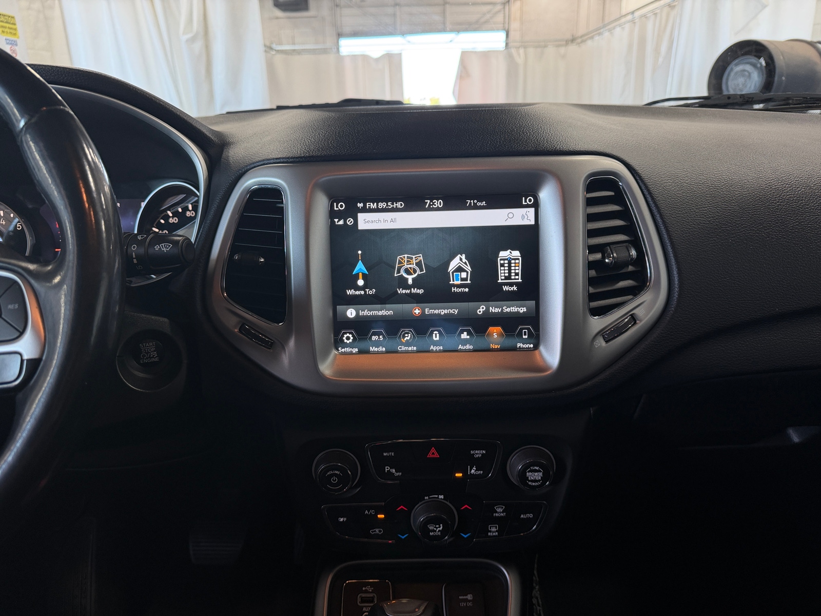 Thumbnail: 2018 Jeep Compass - 4