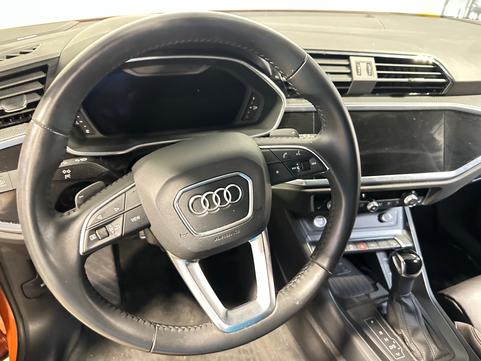 Thumbnail: 2020 Audi Q3 - 4