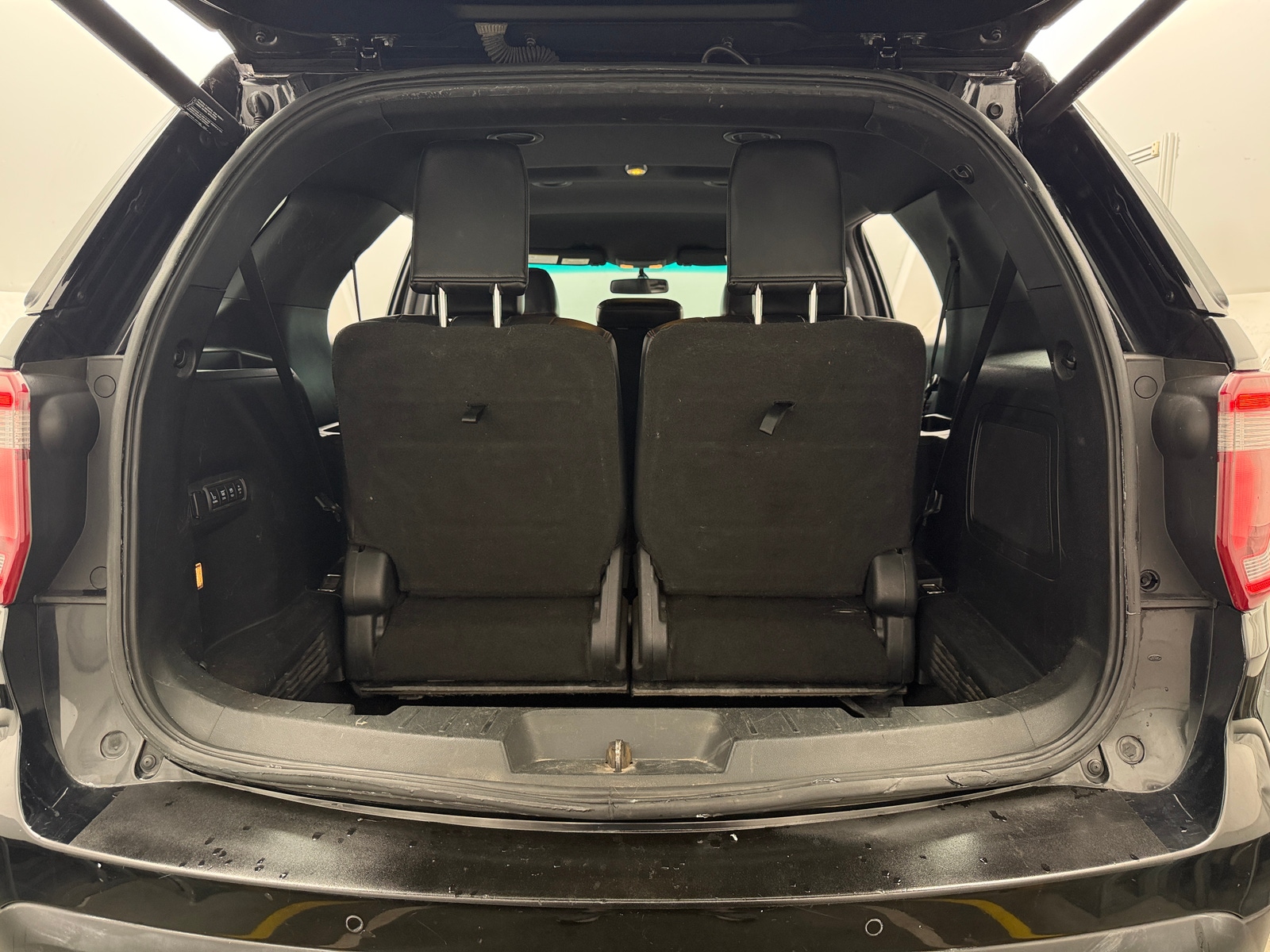 Thumbnail: 2016 Ford Explorer - 6