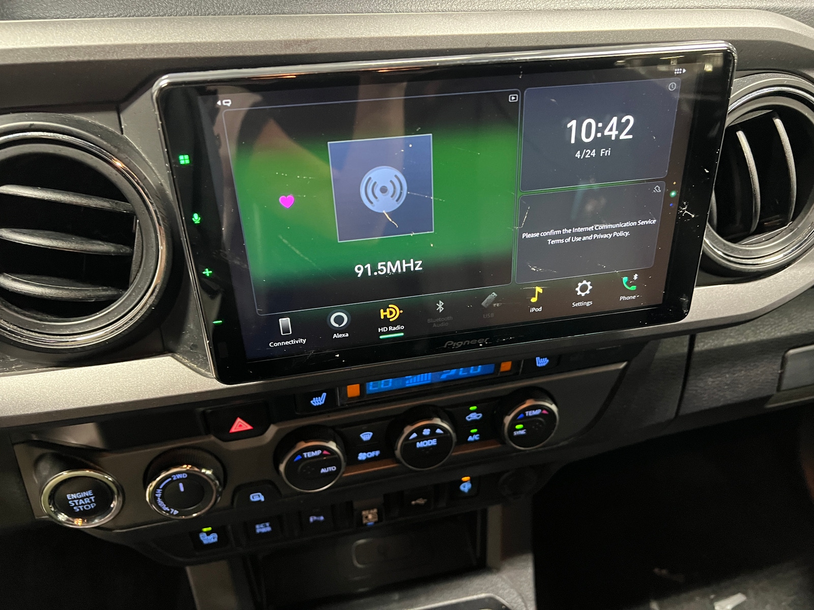 Thumbnail: 2020 Toyota Tacoma - 3