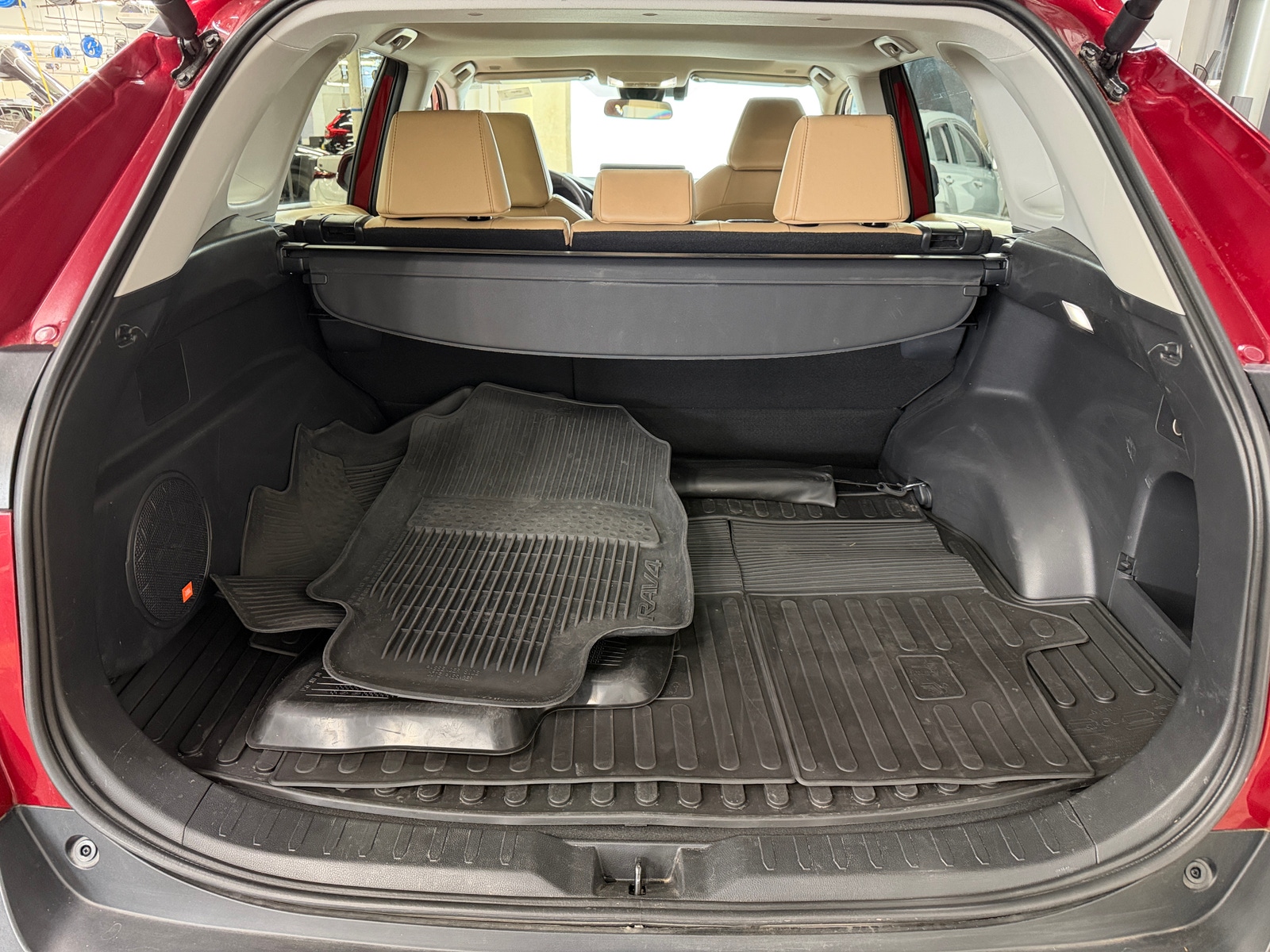 Thumbnail: 2024 Toyota RAV4 - 6