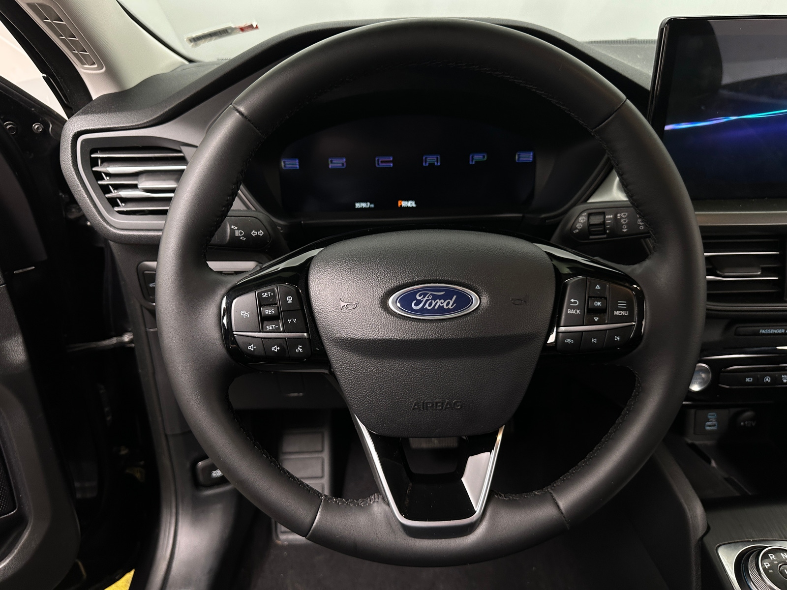 Thumbnail: 2023 Ford Escape - 5