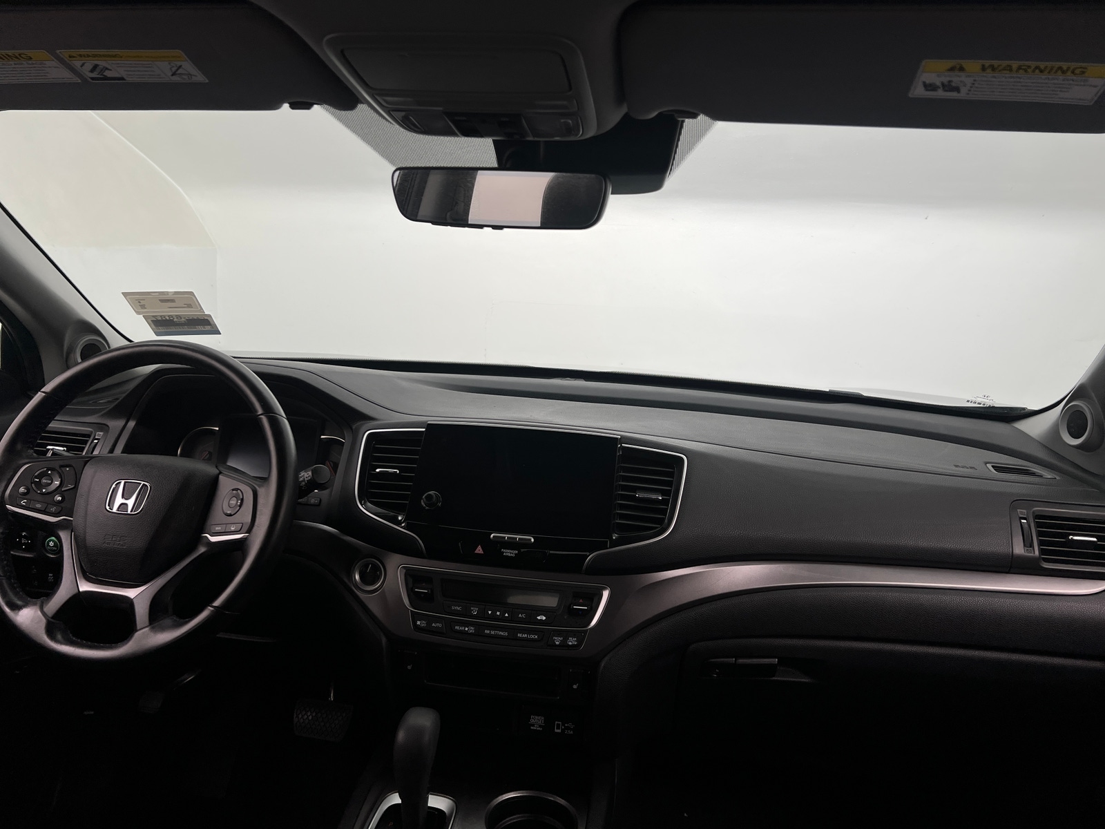 Thumbnail: 2019 Honda Pilot - 2