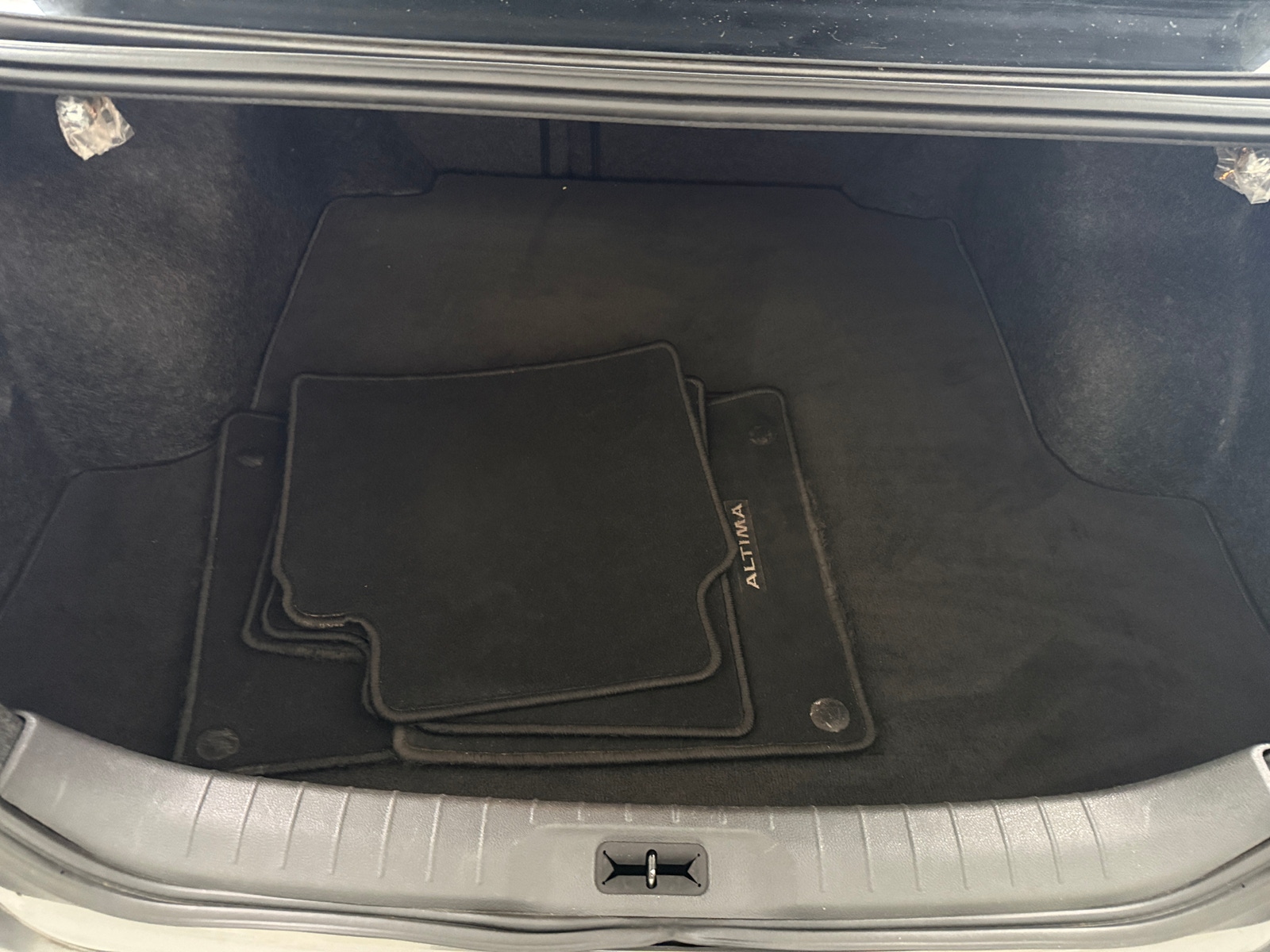 Thumbnail: 2019 Nissan Altima - 7