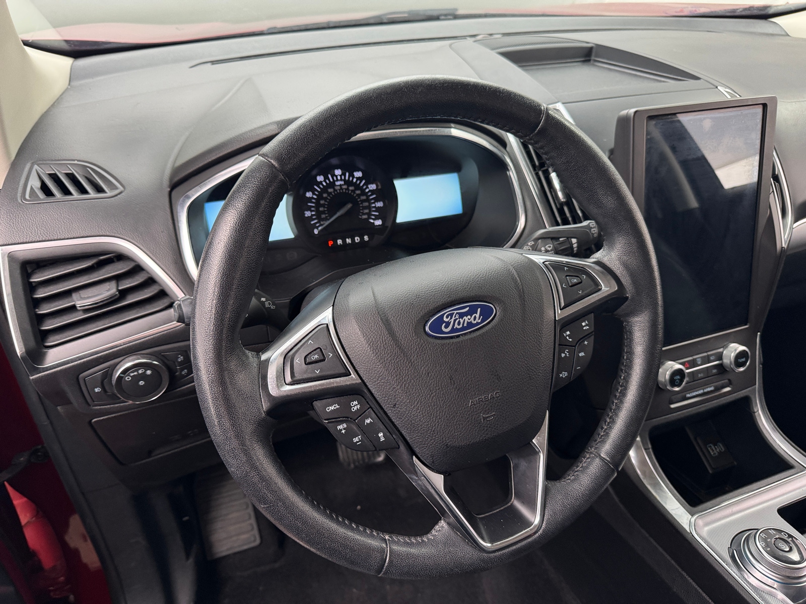 Thumbnail: 2021 Ford Edge - 4