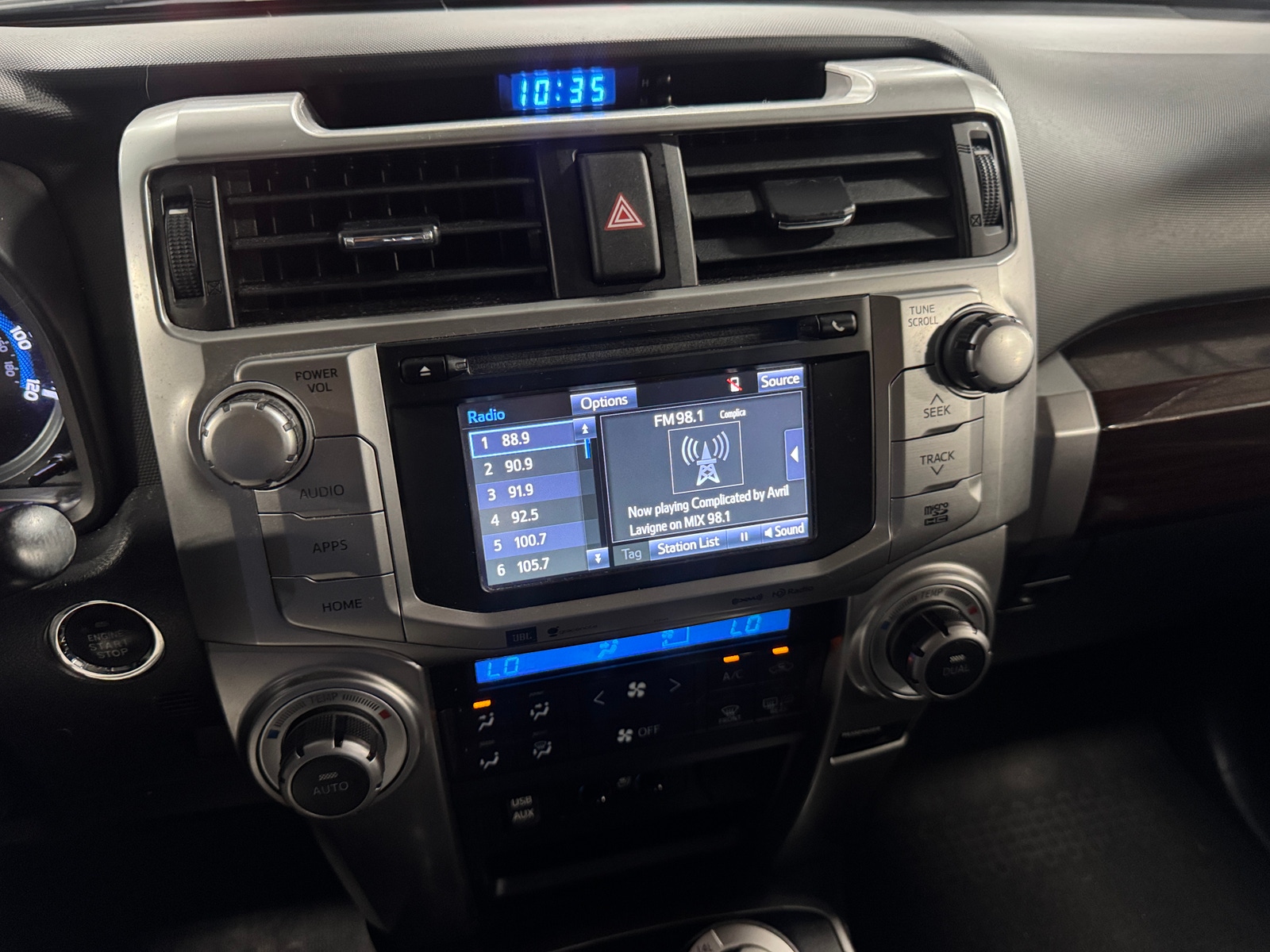 Thumbnail: 2017 Toyota 4Runner - 4