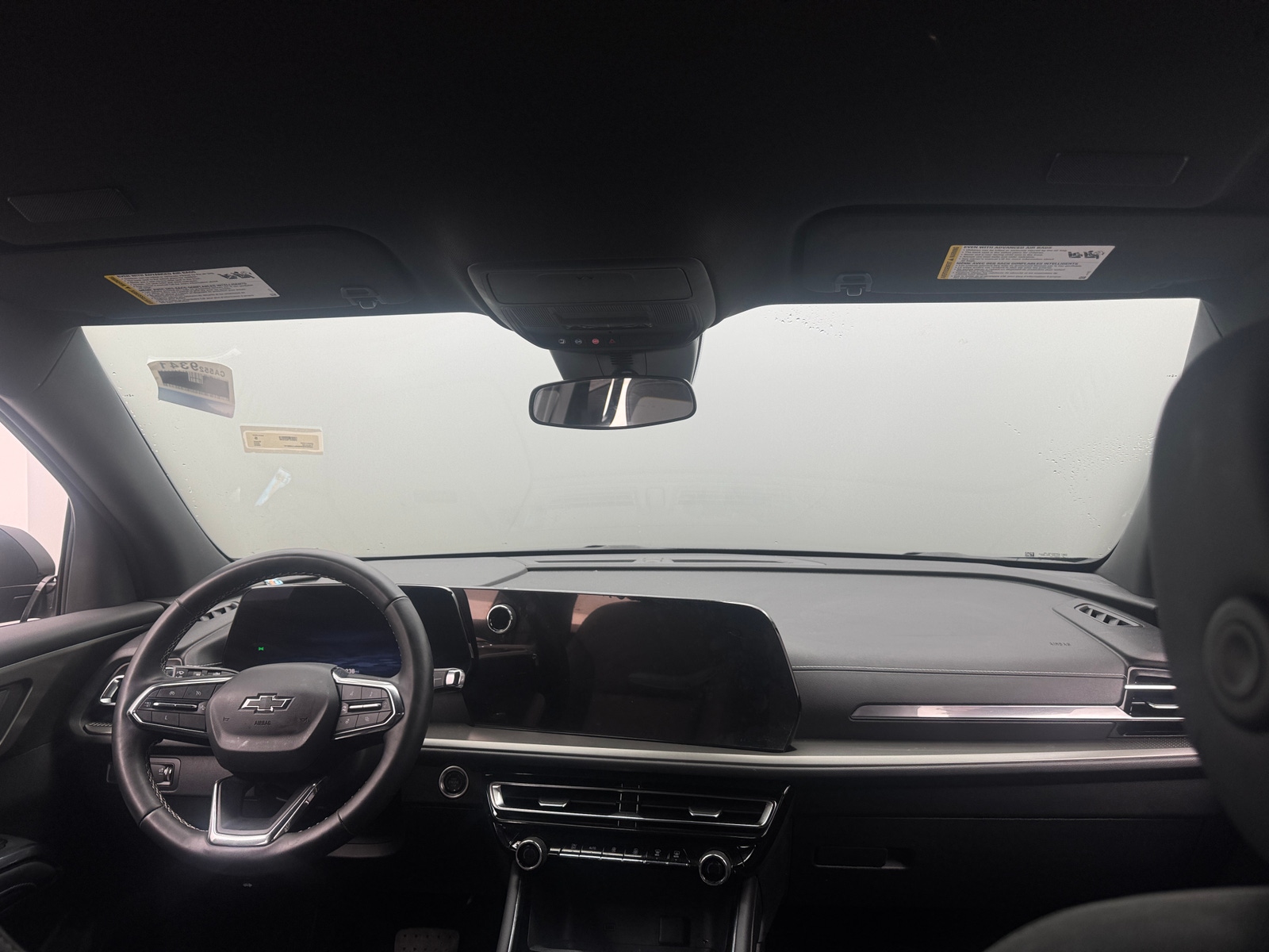 Thumbnail: 2025 Chevrolet Traverse - 3