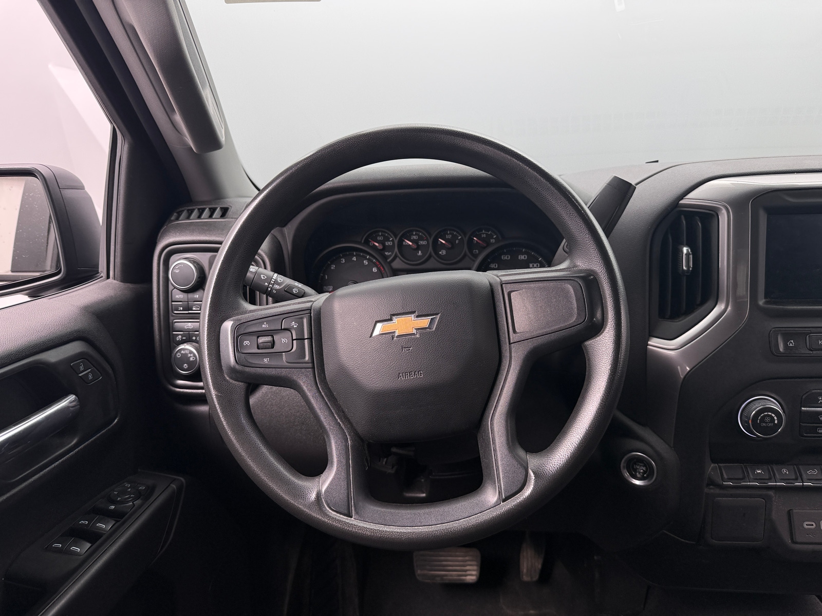 Thumbnail: 2024 Chevrolet Silverado 1500 - 5