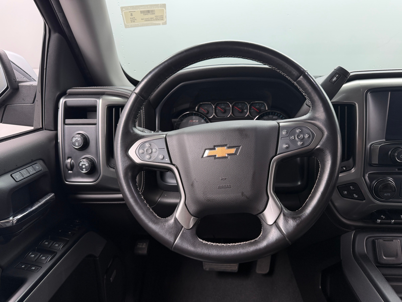 Thumbnail: 2018 Chevrolet Silverado 1500 - 4