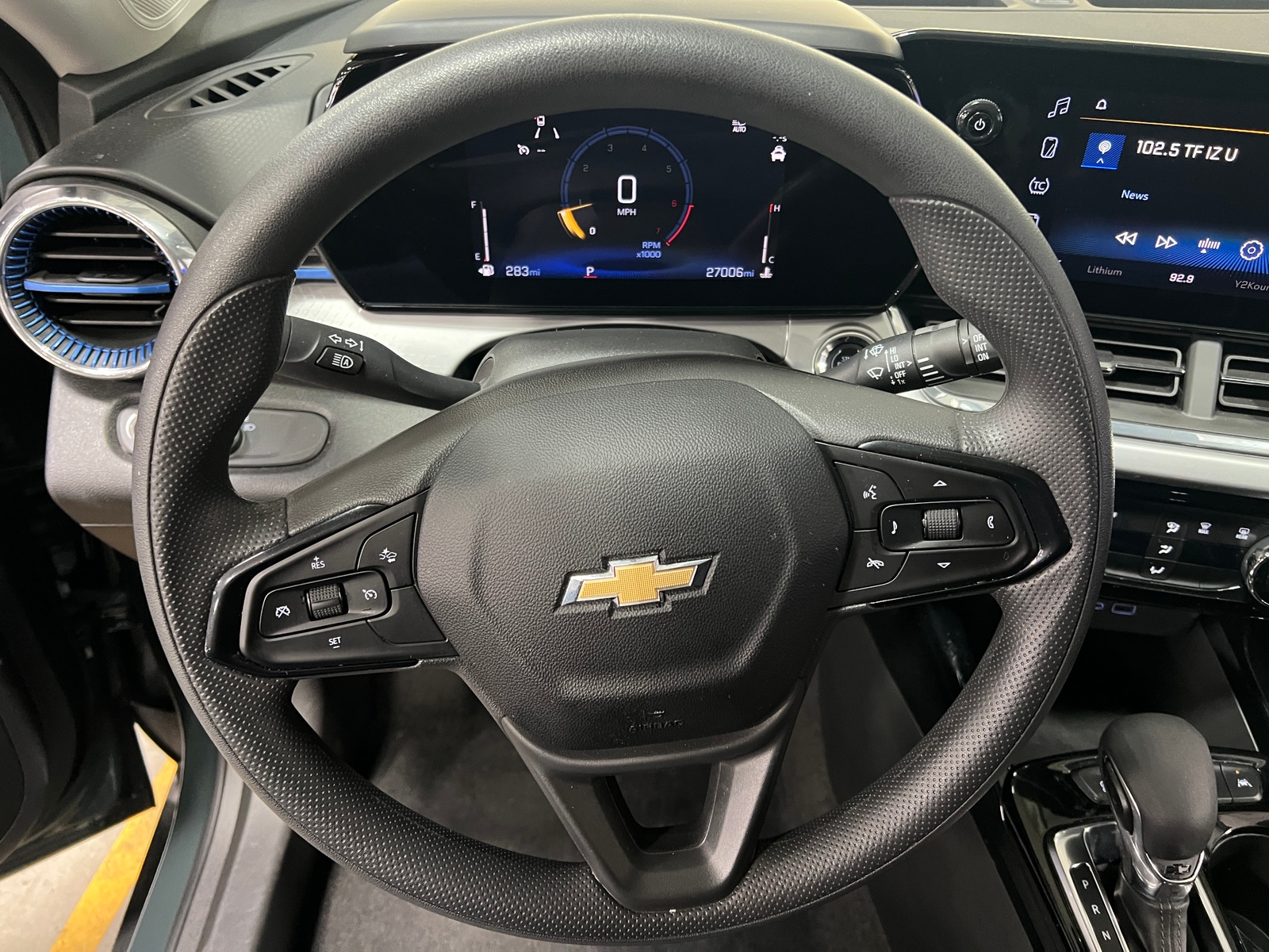 Thumbnail: 2025 Chevrolet Trax - 5