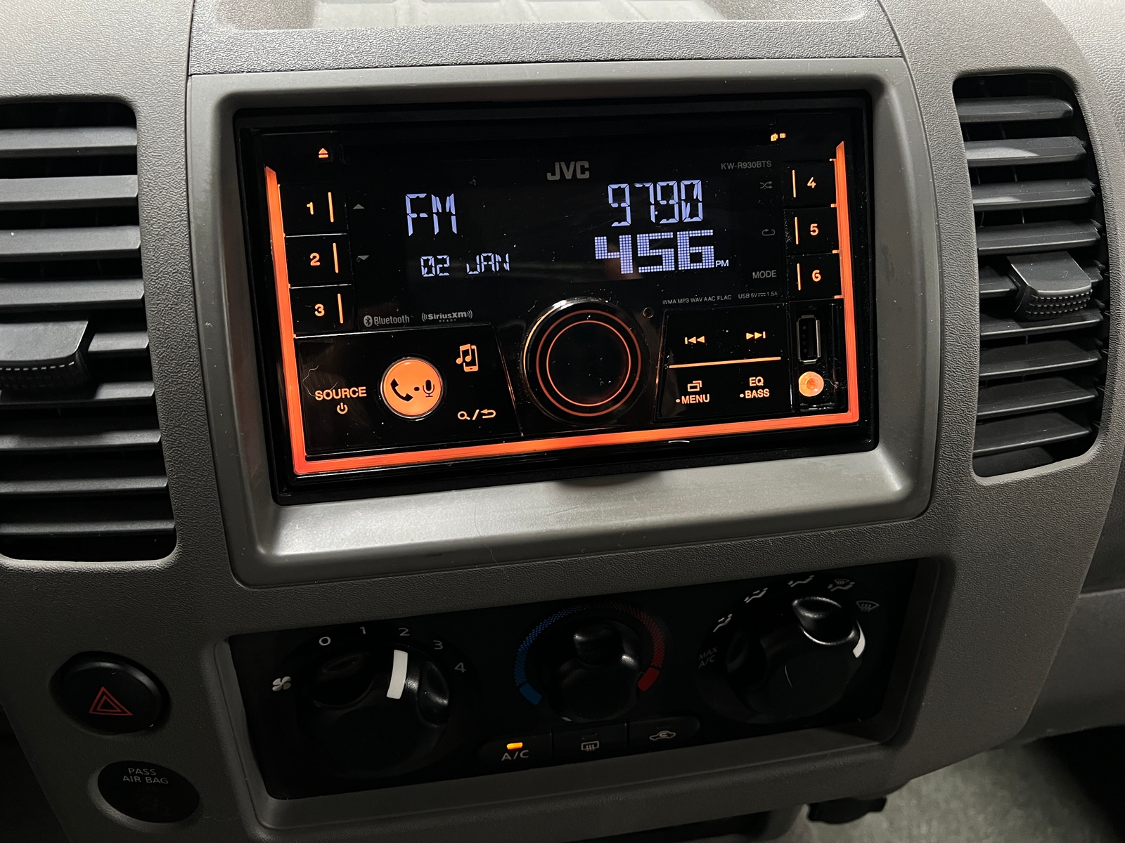 Thumbnail: 2012 Nissan Frontier - 4