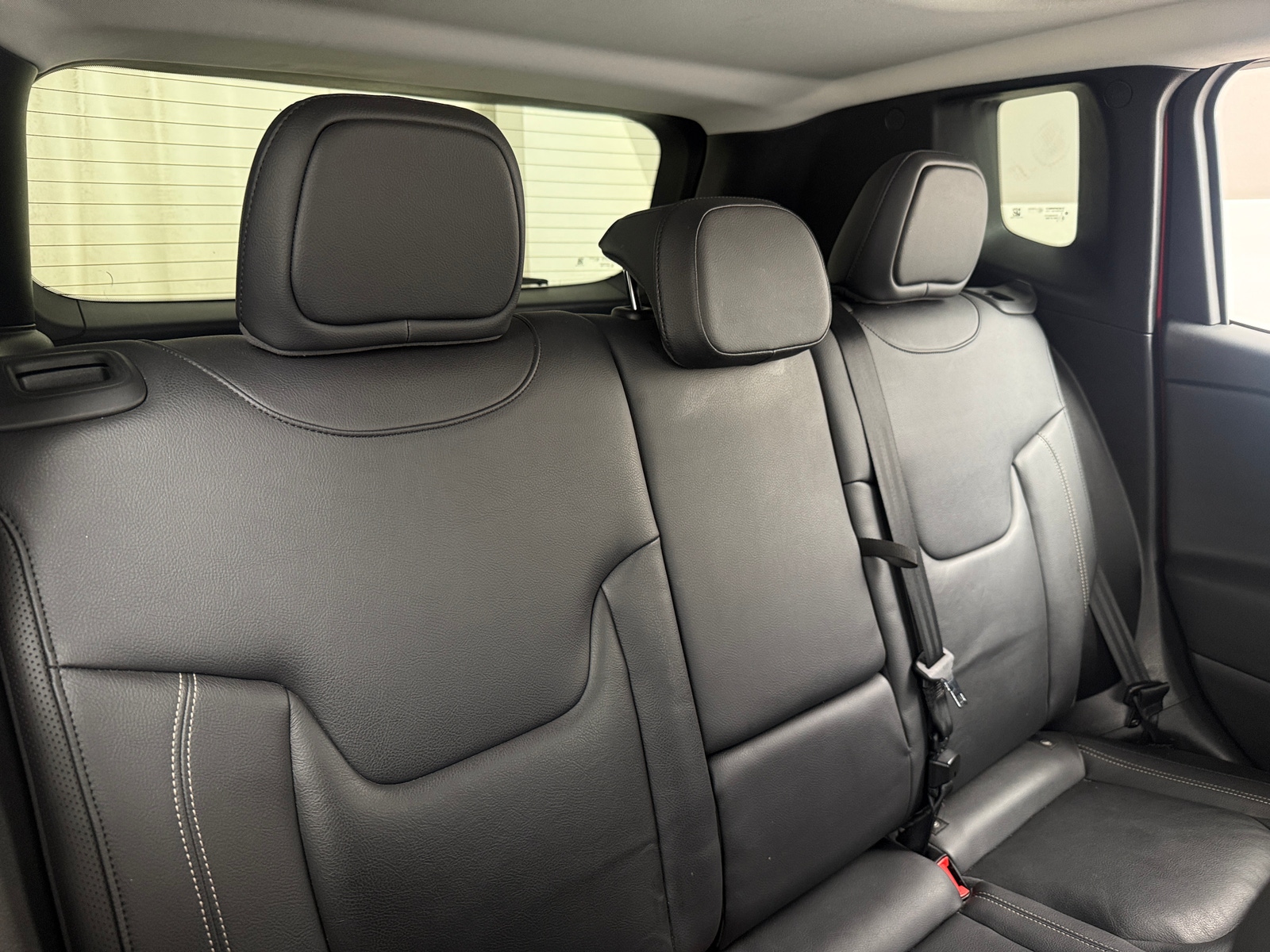 Thumbnail: 2017 Jeep Renegade - 5