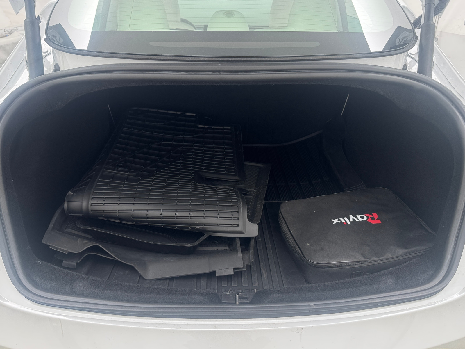 Thumbnail: 2024 Tesla Model 3 - 6