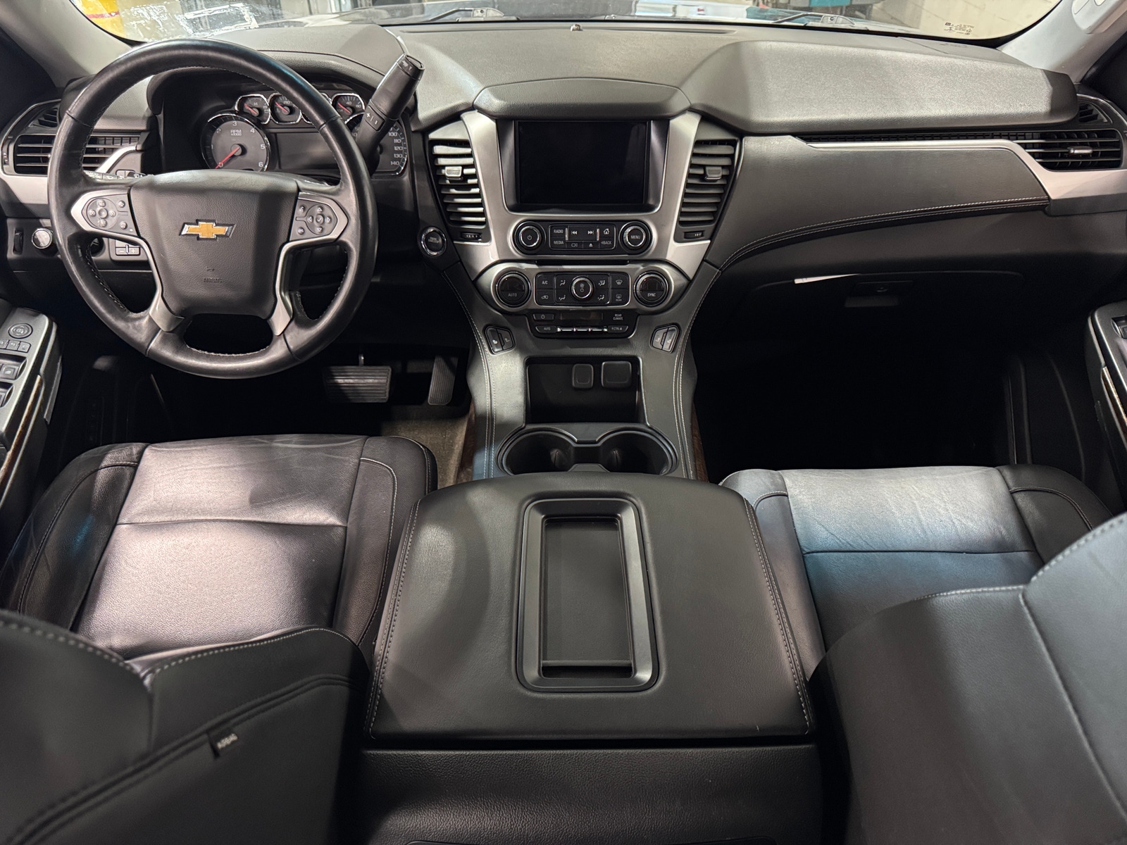 Thumbnail: 2018 Chevrolet Suburban - 2