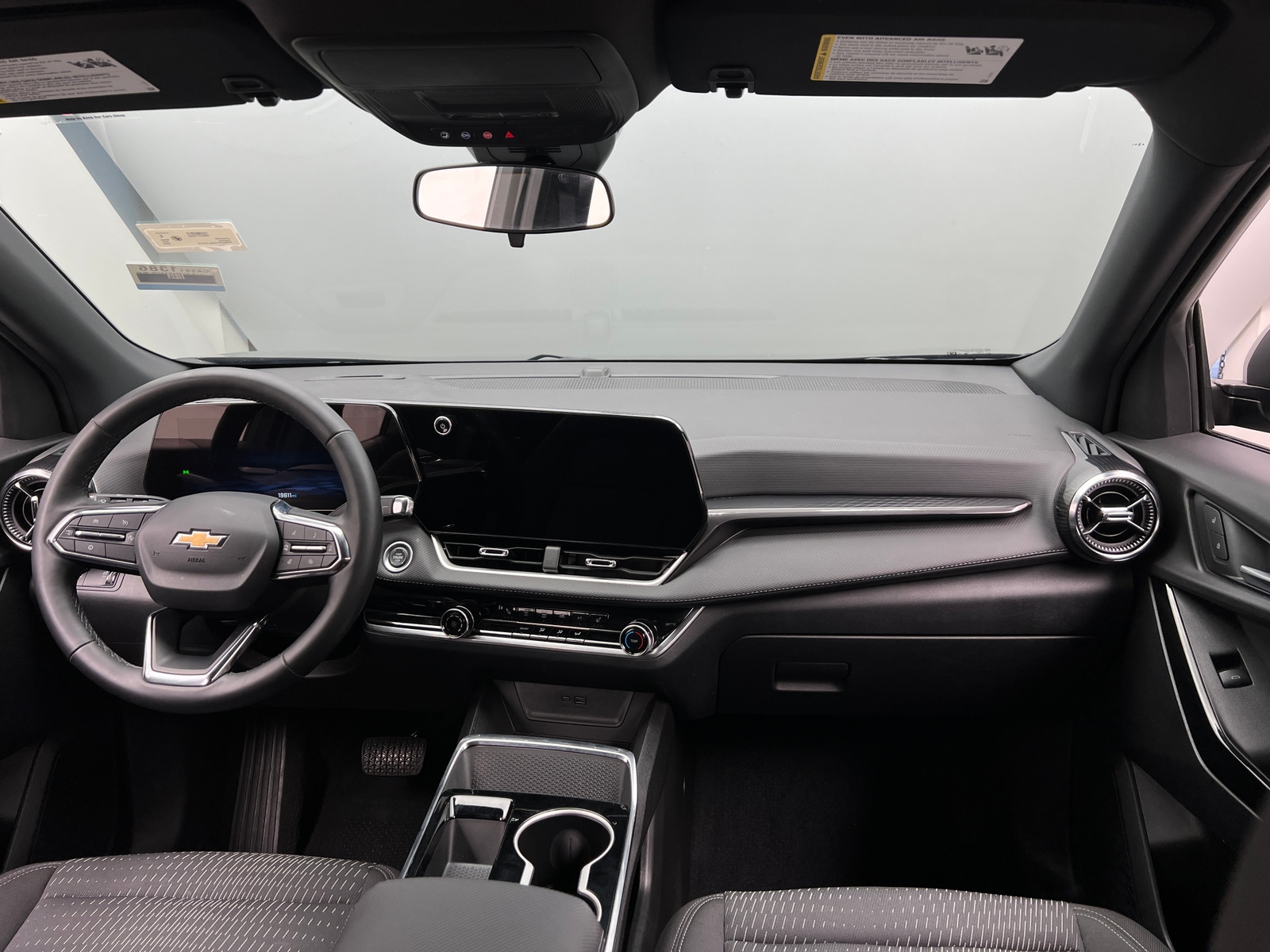 Thumbnail: 2025 Chevrolet Equinox - 3