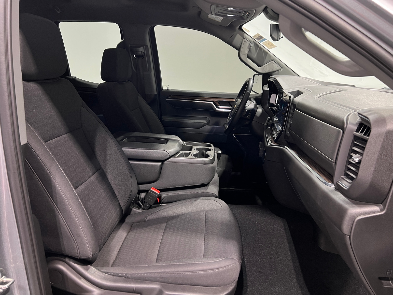 Thumbnail: 2023 Chevrolet Silverado 1500 - 2