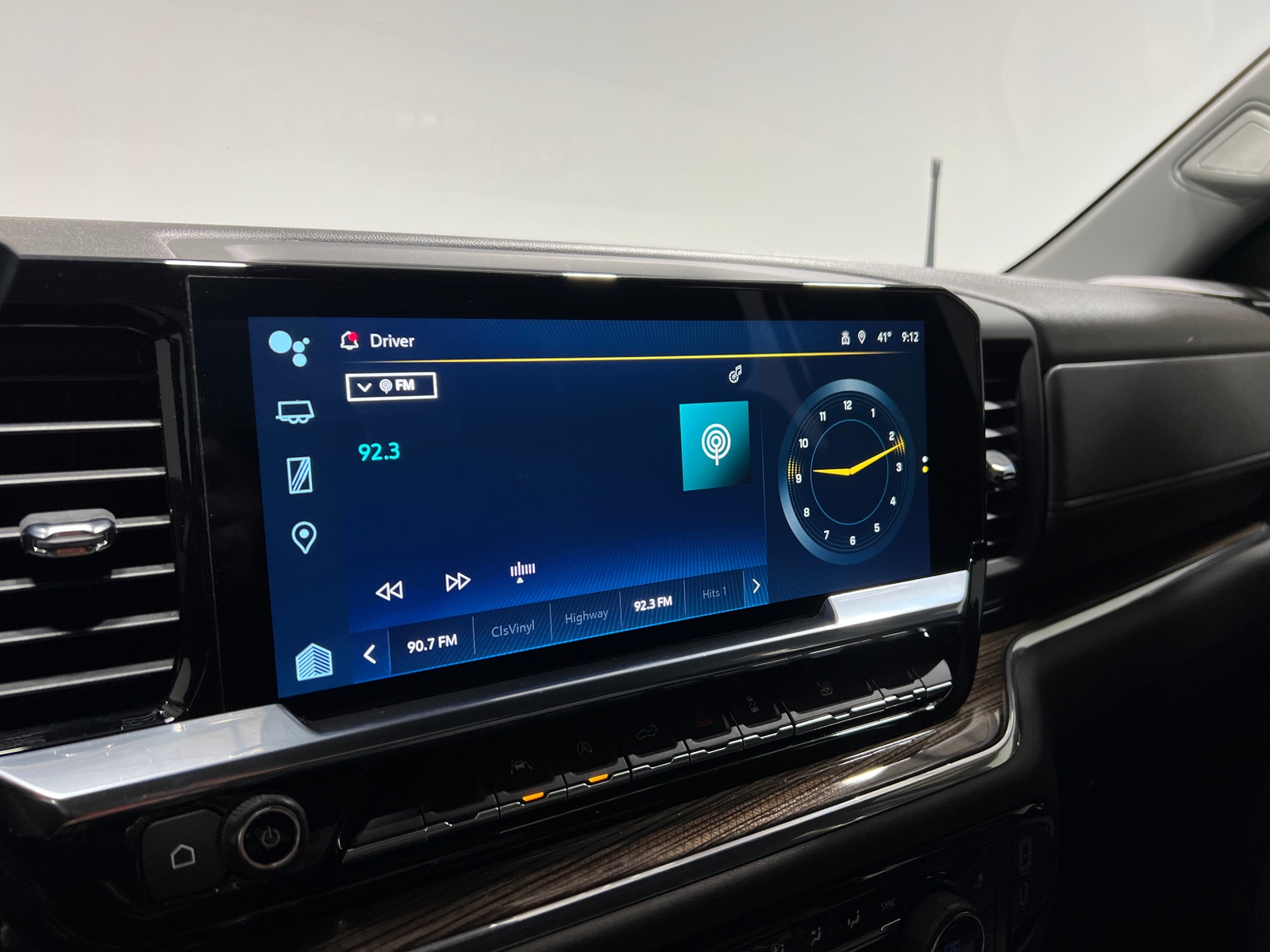 Thumbnail: 2023 Chevrolet Silverado 1500 - 4