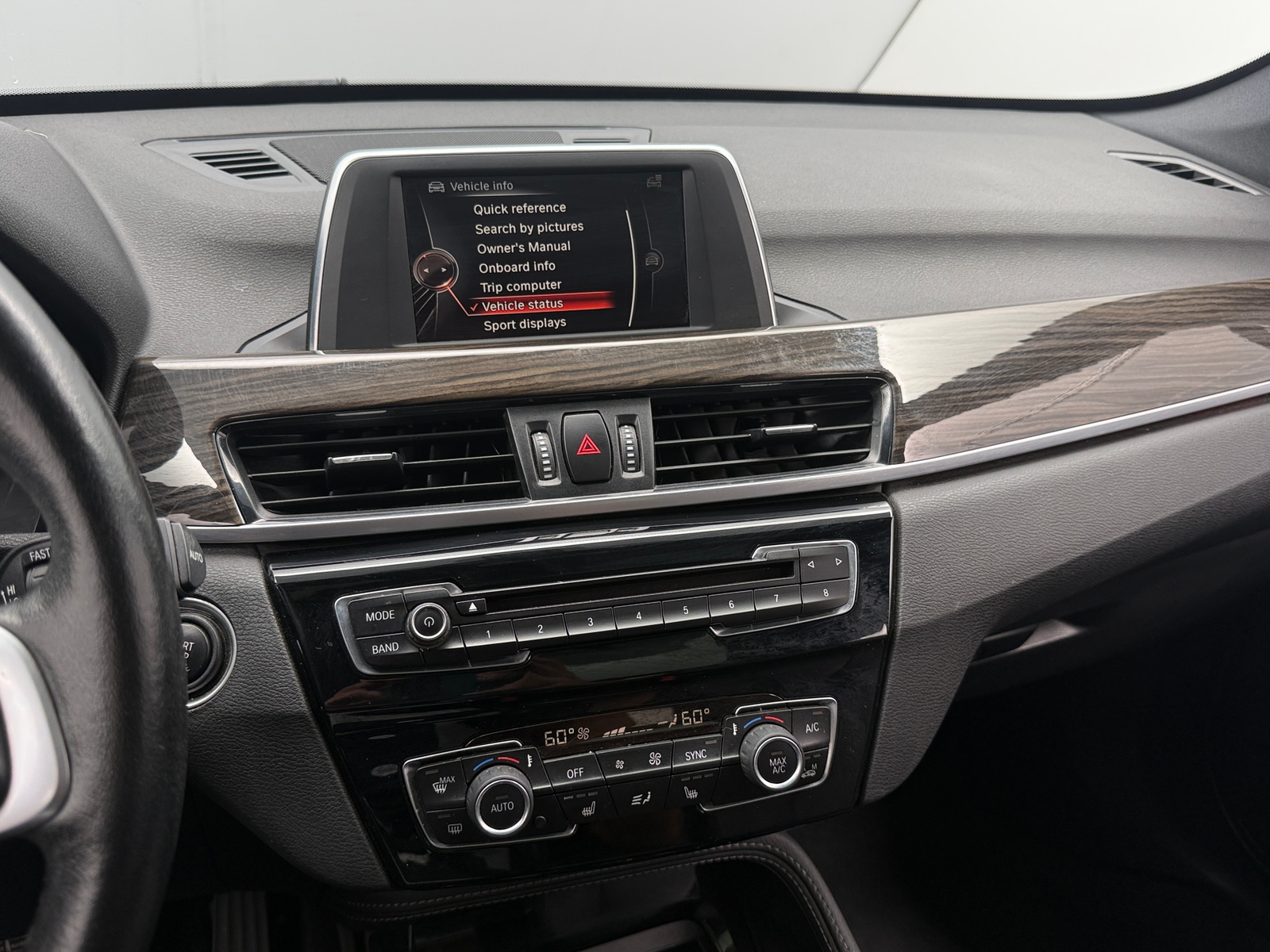 Thumbnail: 2016 BMW X1 - 3