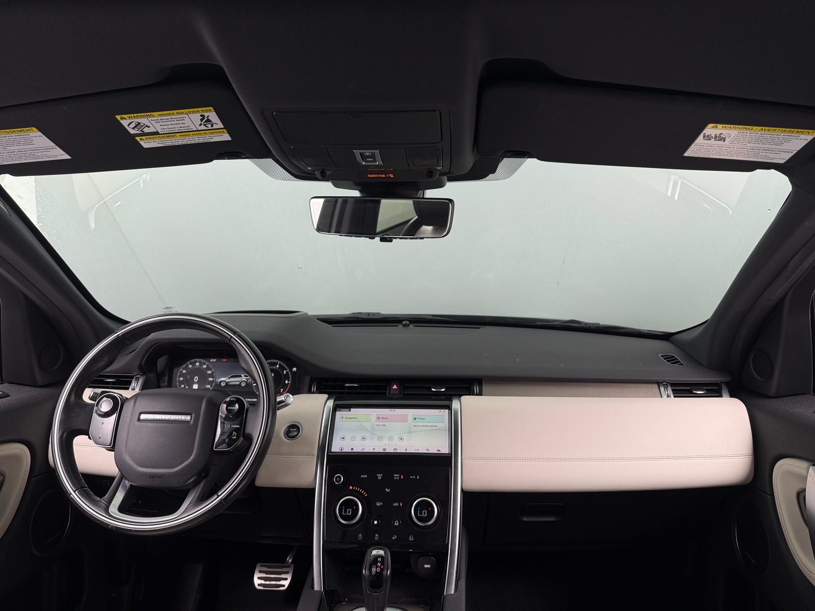 Thumbnail: 2020 Land Rover Discovery Sport - 2