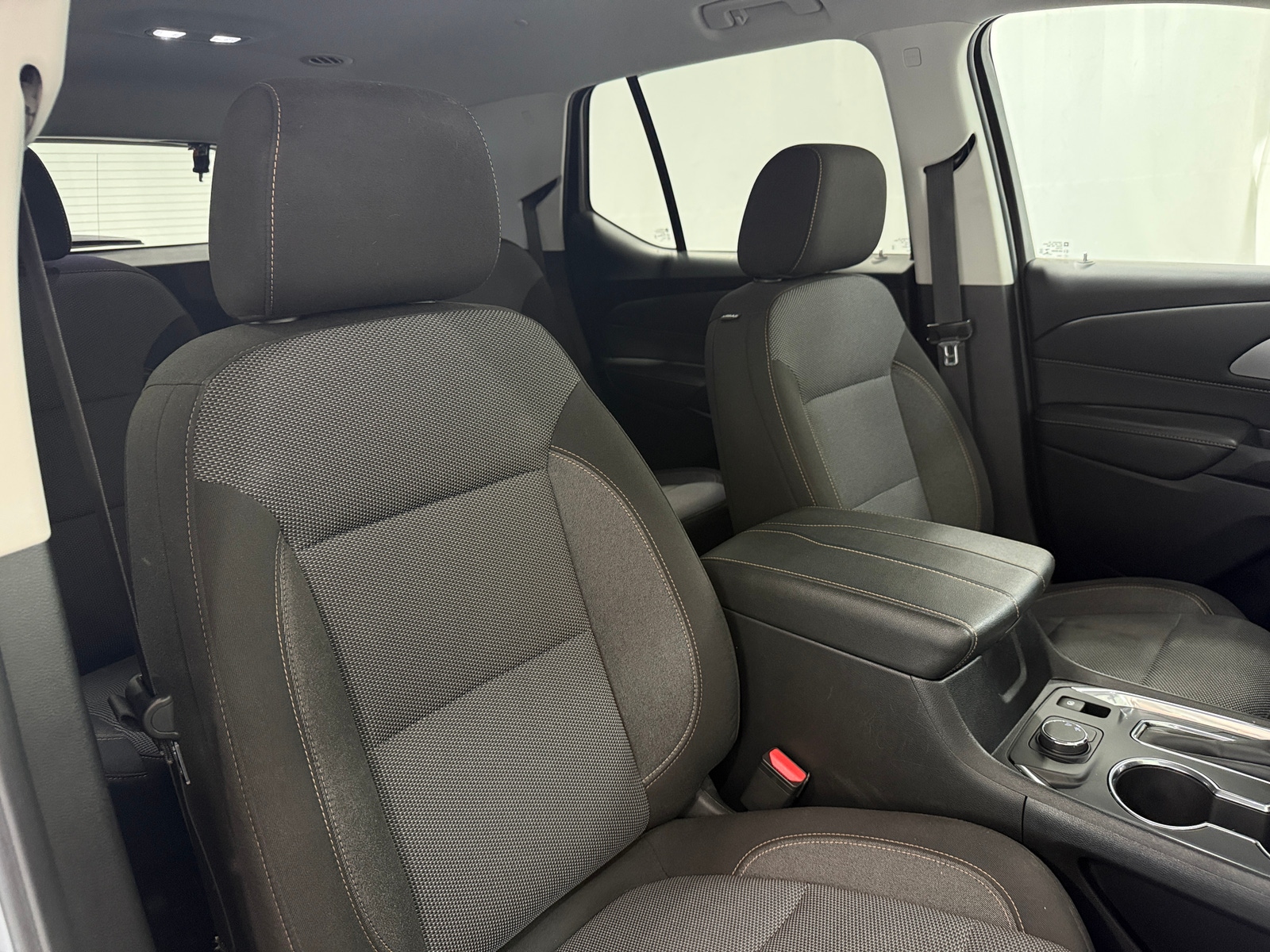 Thumbnail: 2021 Chevrolet Traverse - 2